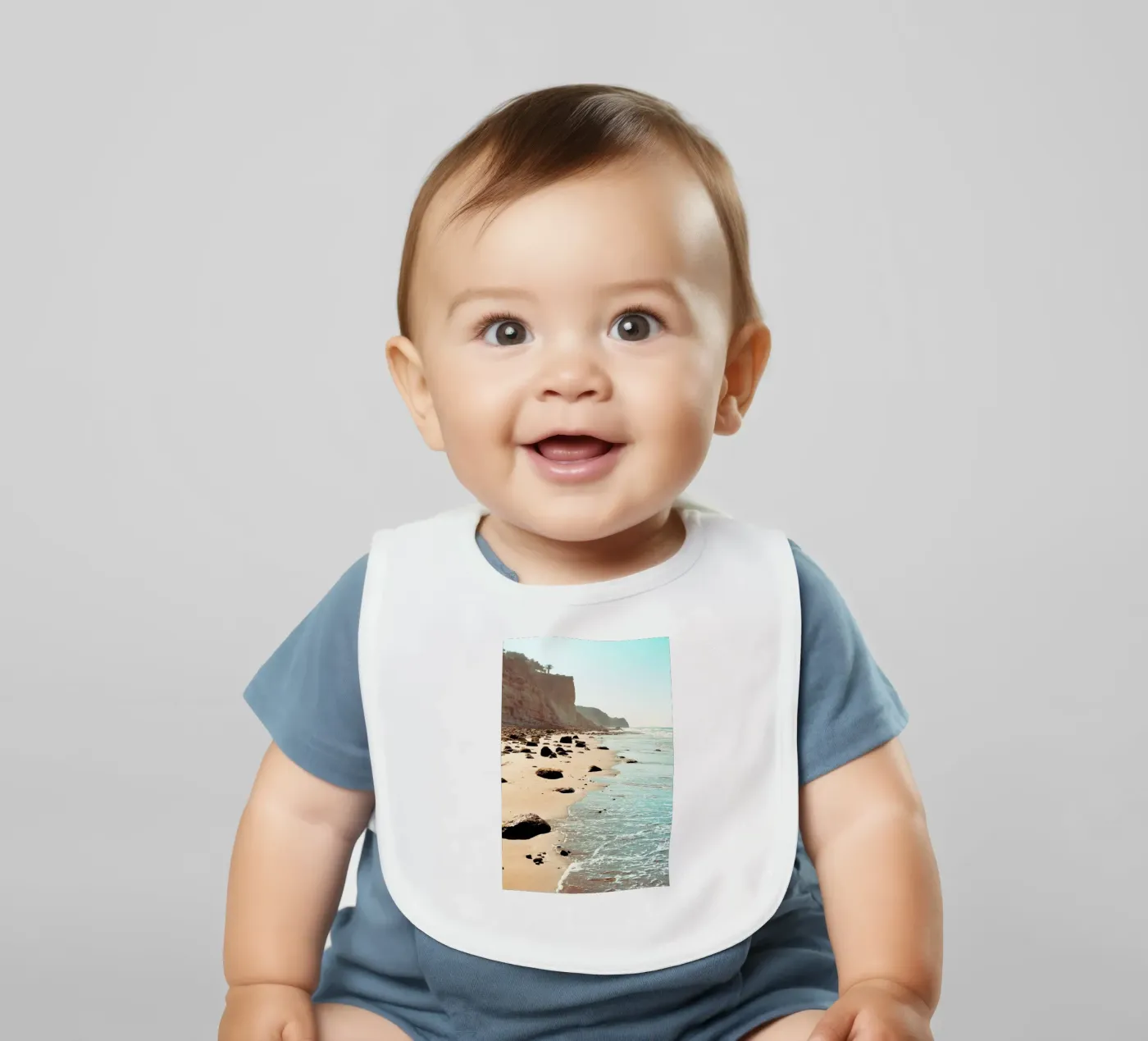 Early Waves Babylätzchen von Sebastian Hilgetag