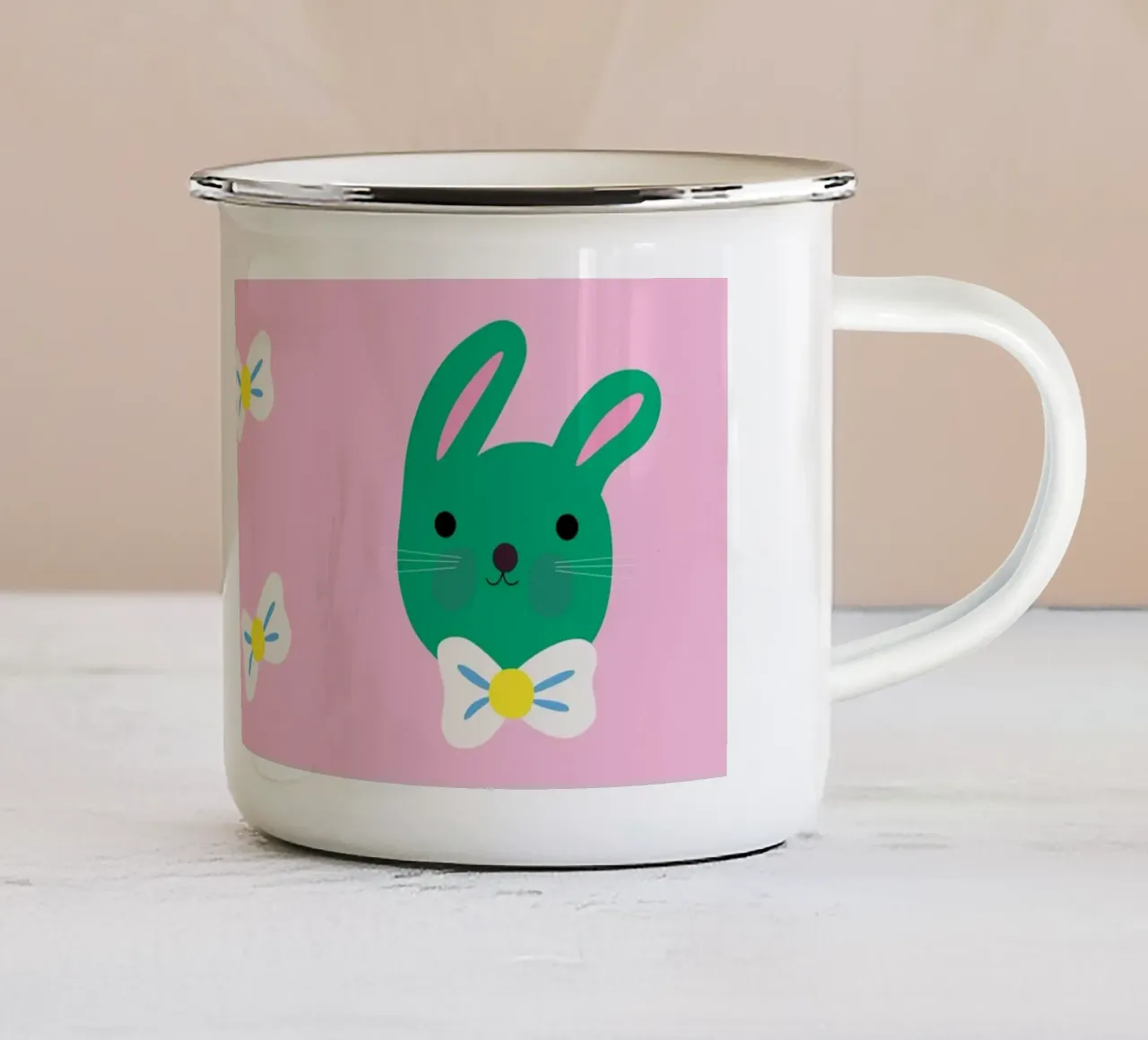 Hasi (grün) tazza in smalto da Susann Stefanizen