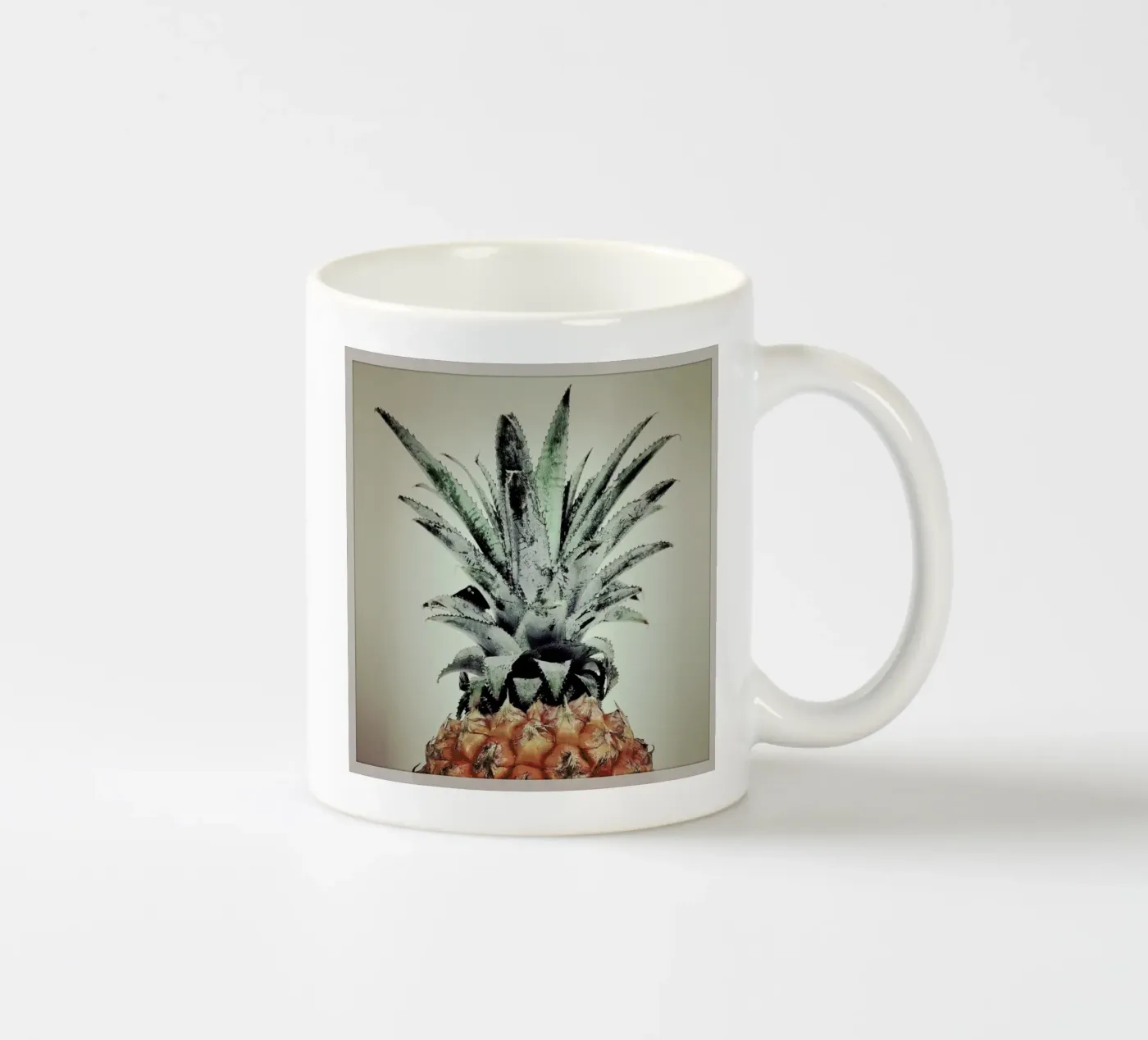 Pine Nutty keramische mok van Ballack Art House