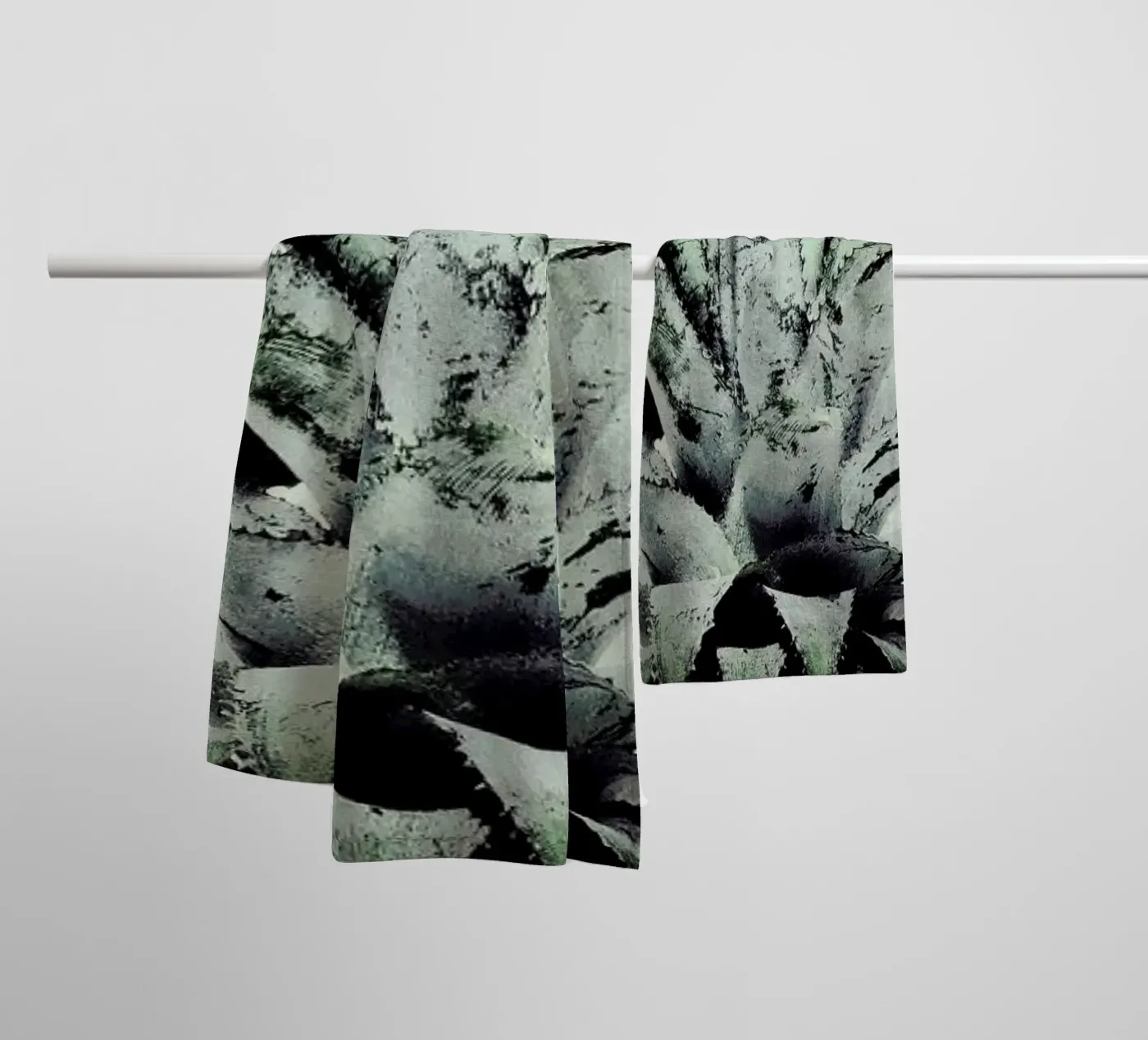 Pine Nutty badhanddoek van Ballack Art House