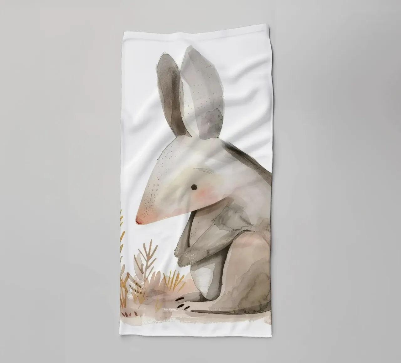 Ilustración en acuarela de un marsupial estilizado entre follaje toalla de baño de DesignDoodle
