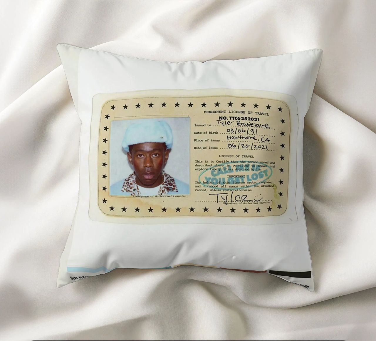 Minimalist Album Tyler The Creator - Call Me If You Get Lost cuscino da edanfargol