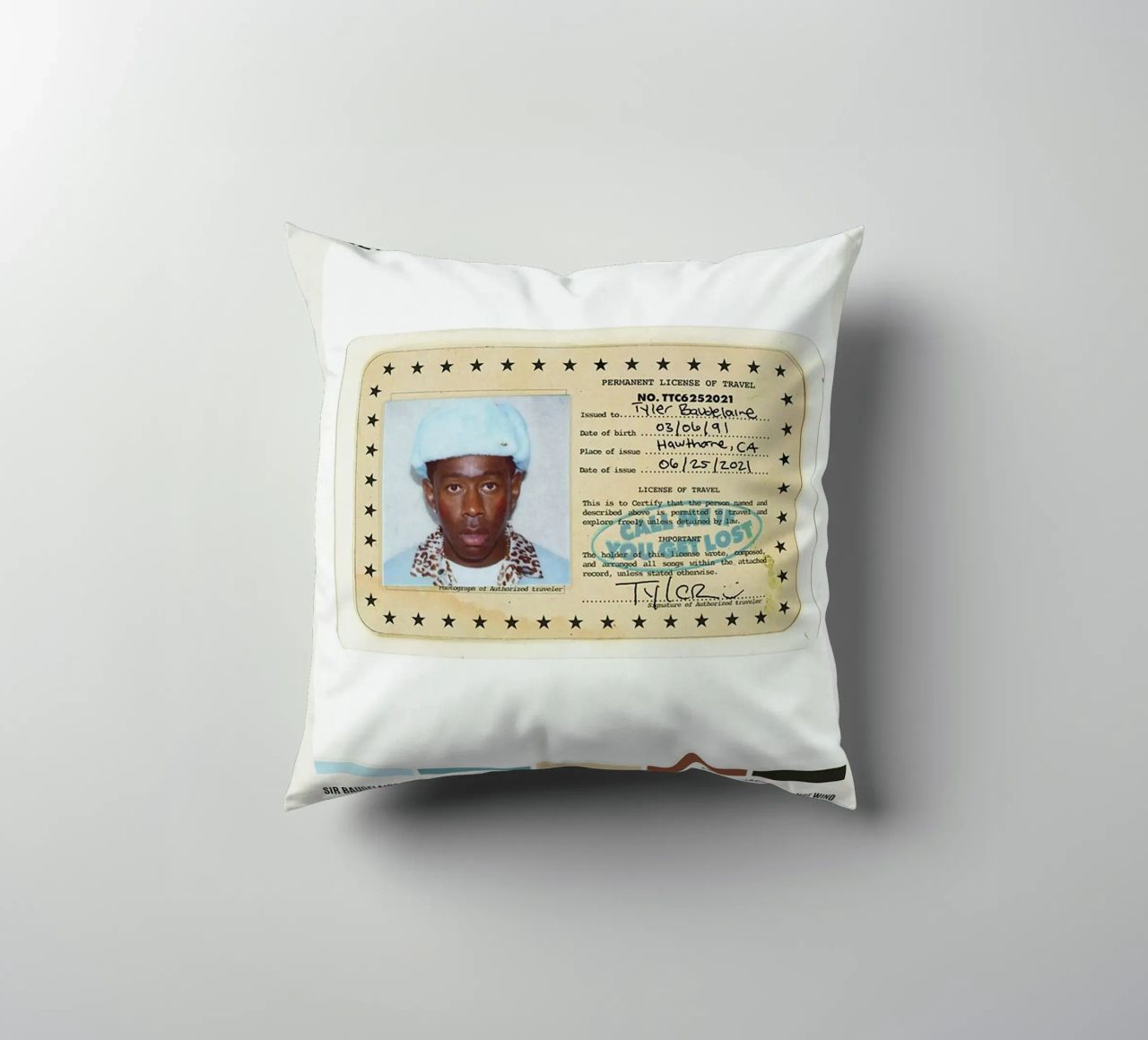 Minimalist Album Tyler The Creator - Call Me If You Get Lost cuscino da edanfargol