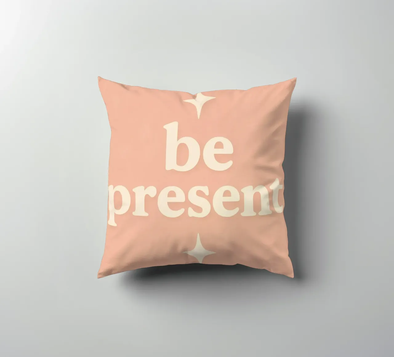 Be Present (Apricot) cuscino da treechild