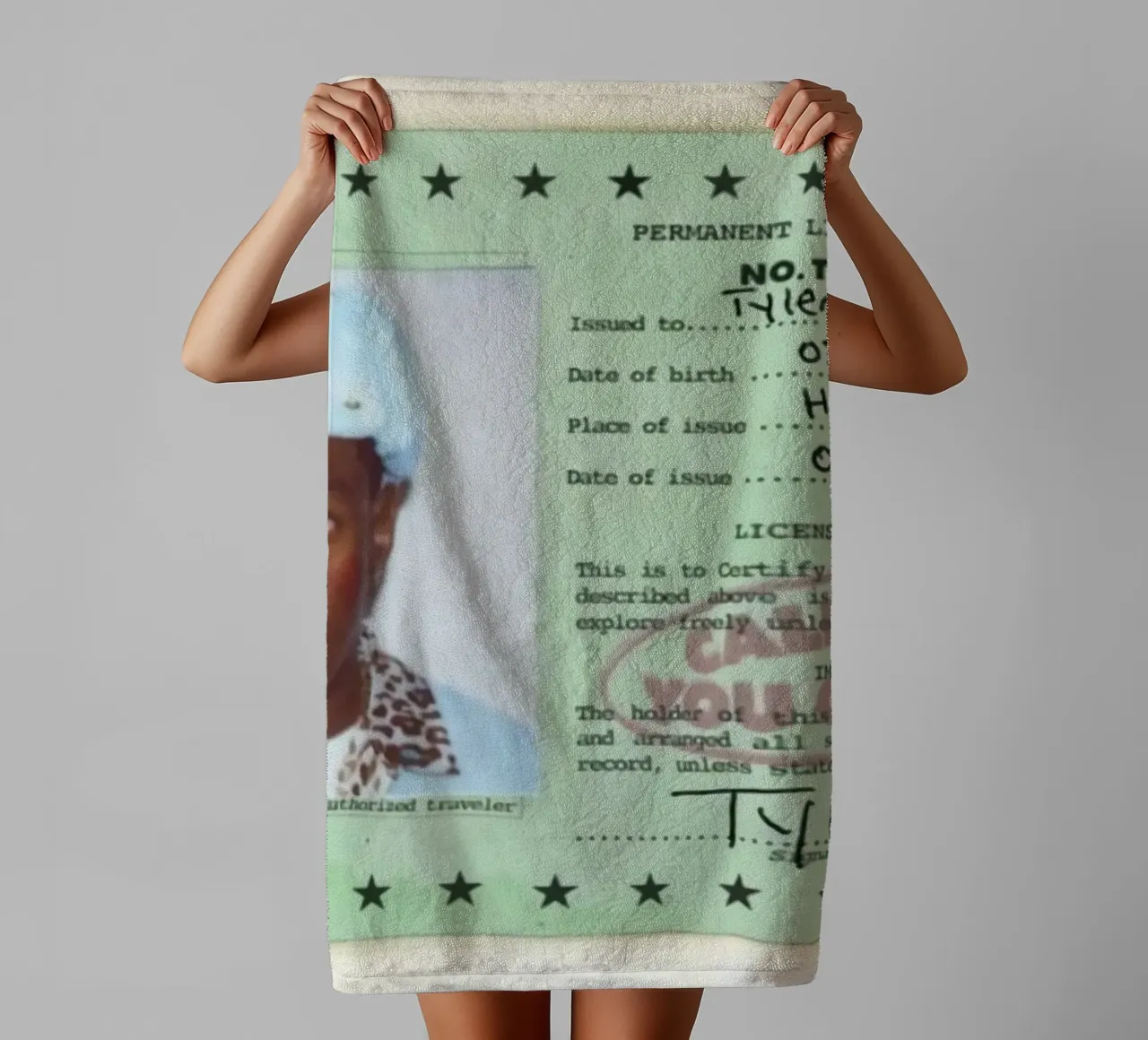 License Of Tyler The Creator - Call Me if You Get Lost asciugamano da bagno da edanfargol