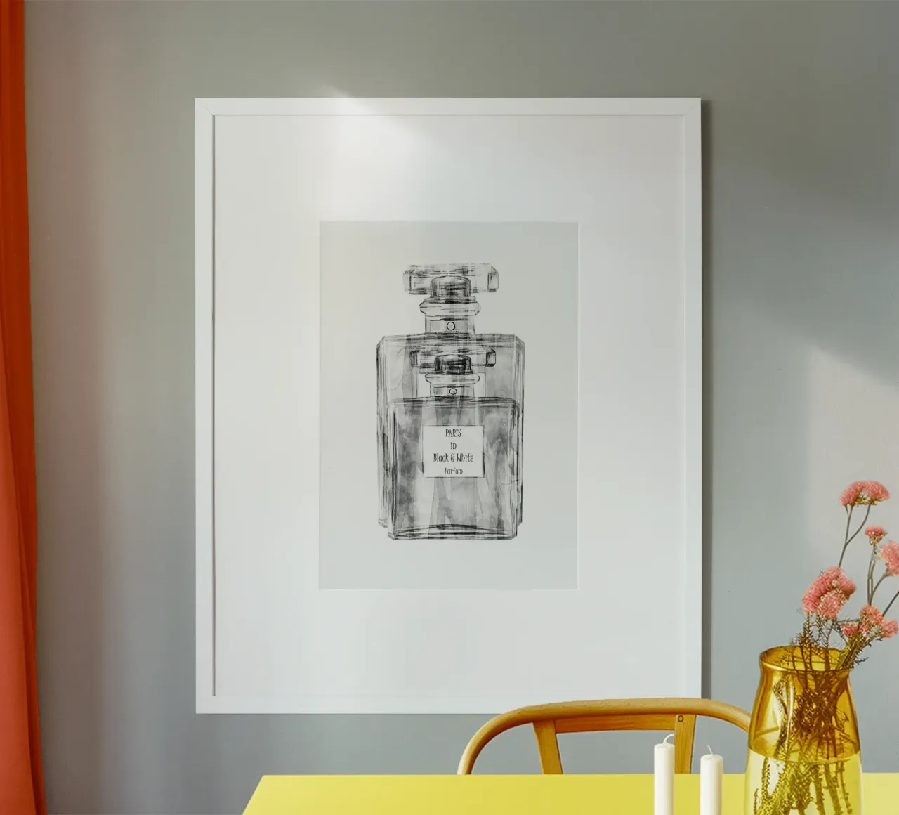 Parfum Paris In Black and White poster con telaio in legno da Sannel Larson