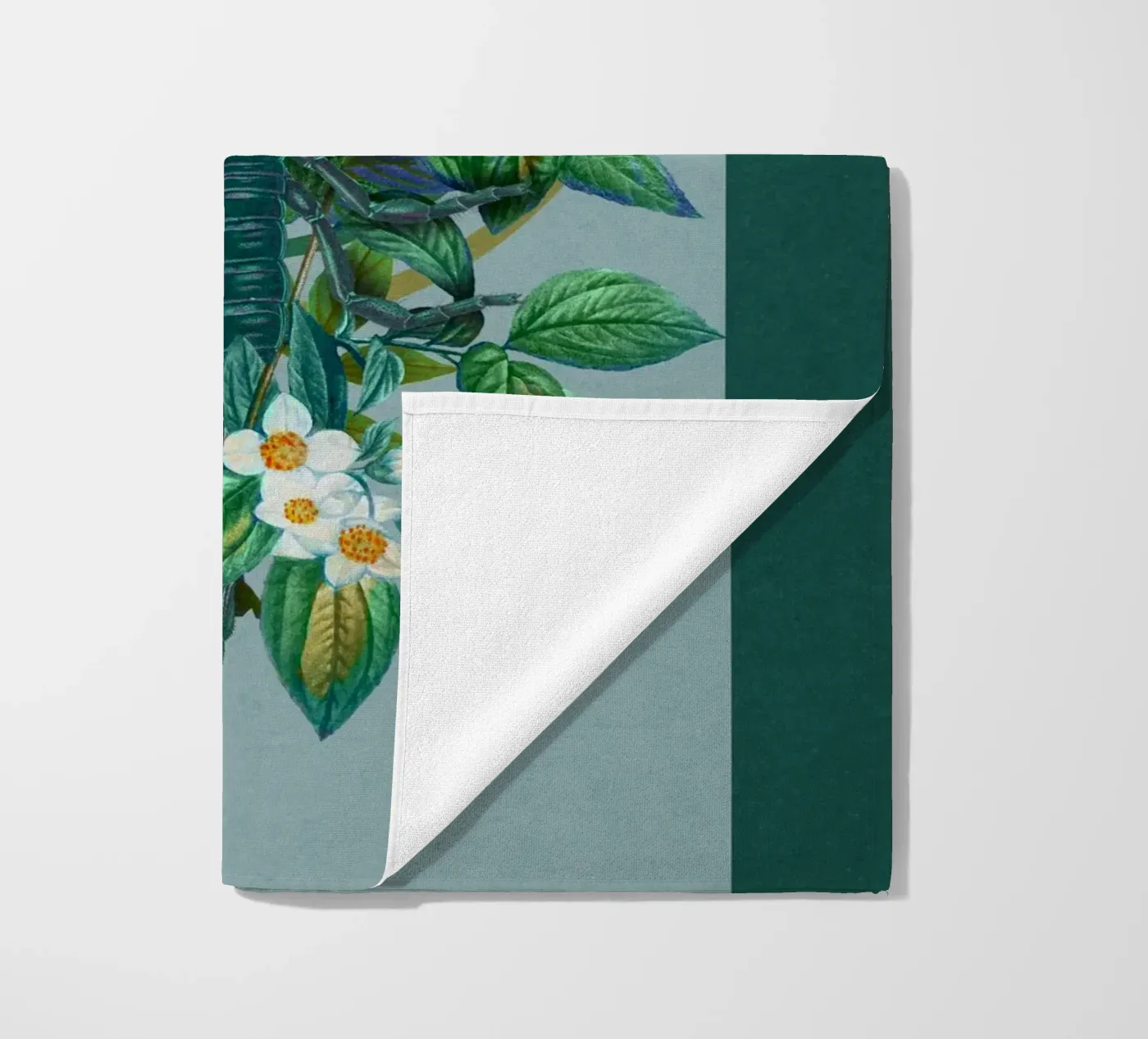 SCORPIO strandhanddoek van burcukorkmazyurek