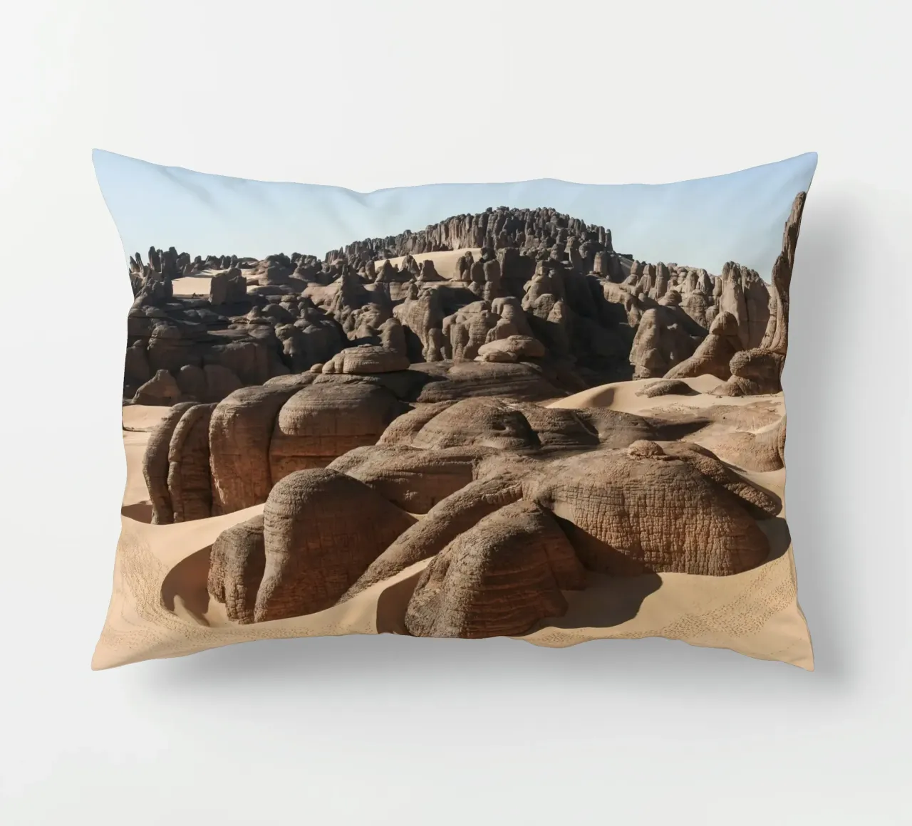 Rocks in the Sahara cuscino da photolovers