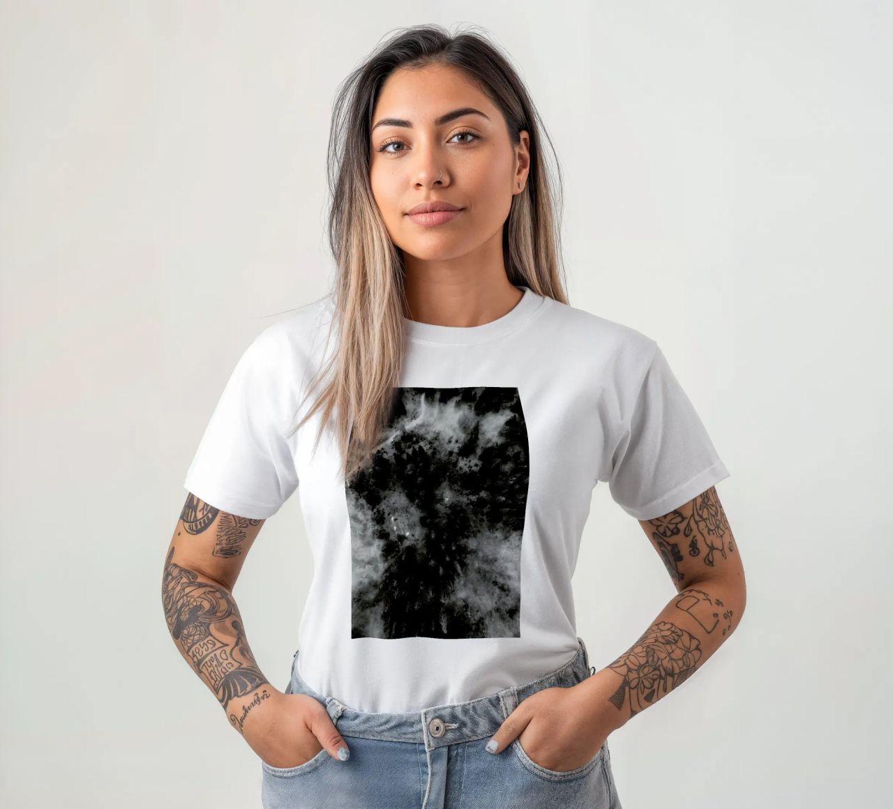 Tree Tops In The Clouds t-shirt da Sebastian Hilgetag