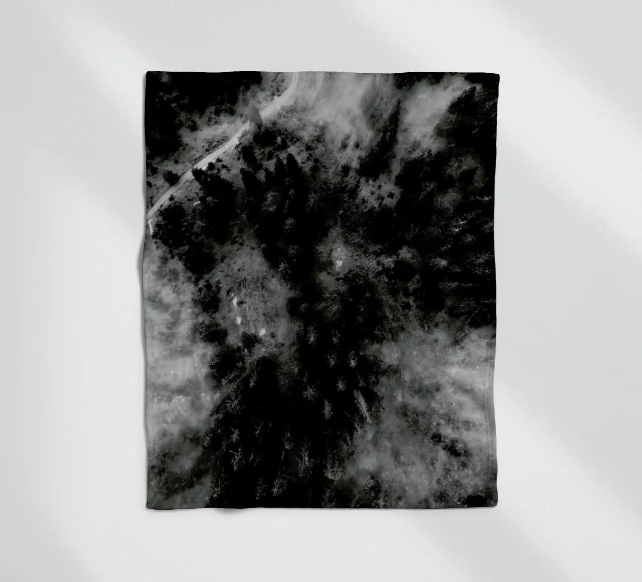 Tree Tops In The Clouds Fleecedecke von Sebastian Hilgetag