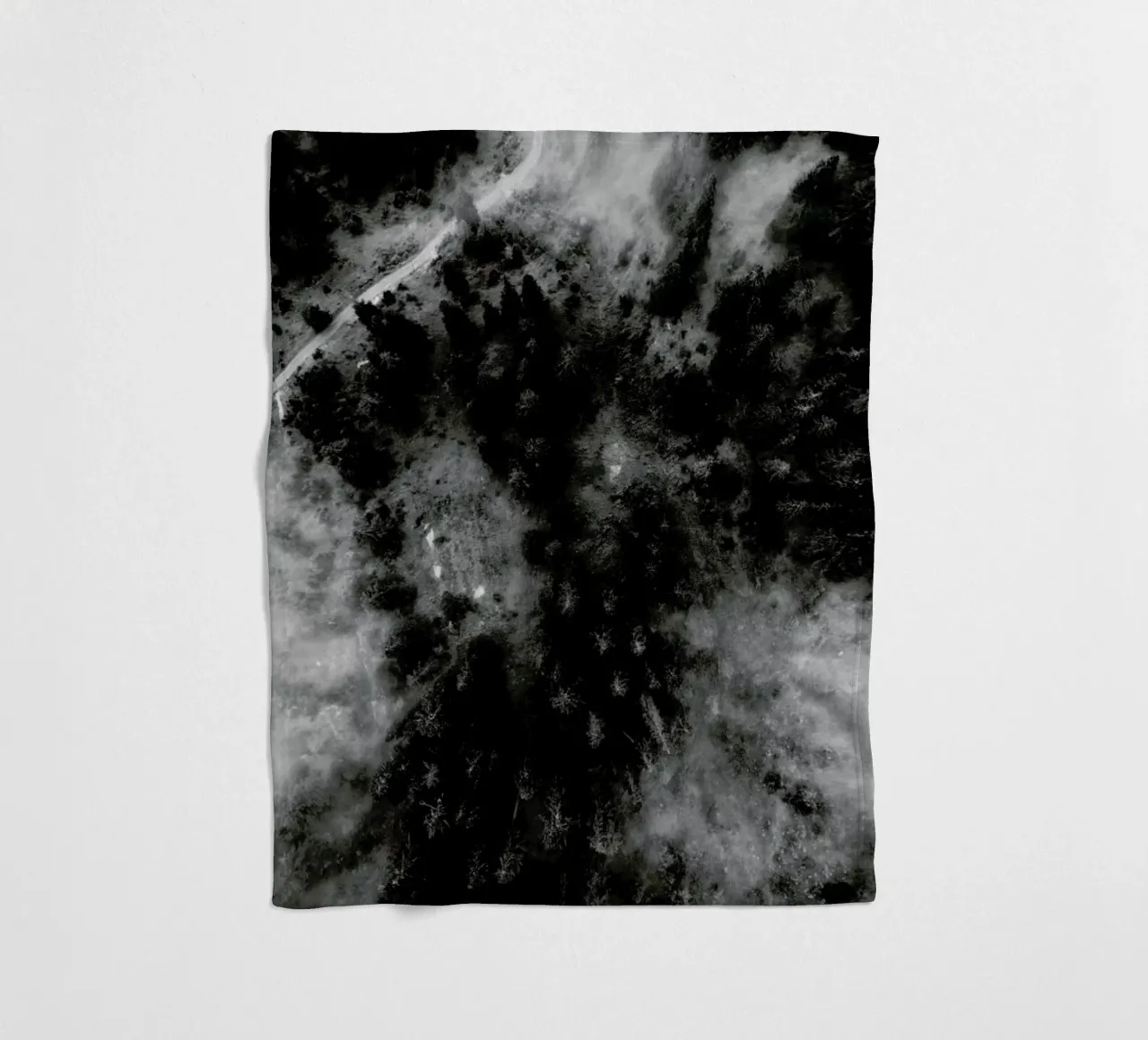 Tree Tops In The Clouds Fleecedecke von Sebastian Hilgetag