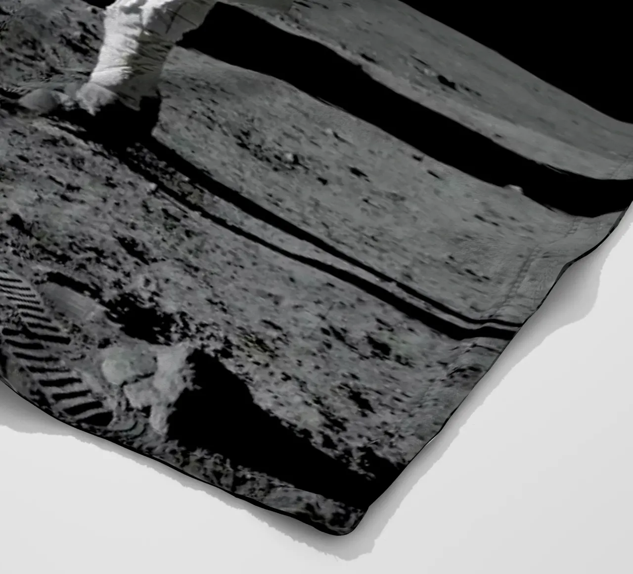 Moon Landing coperta in pile da Vintage by JUNIQE