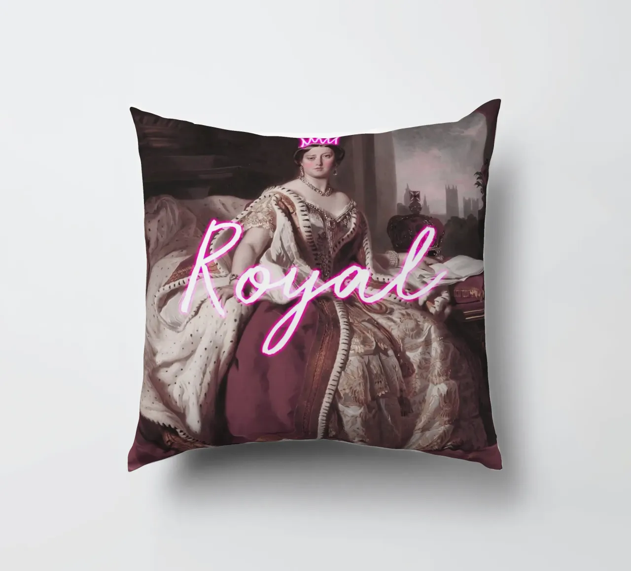 Queen Victoria Neon Crown and Text cuscino da GraceDigitalArtCo