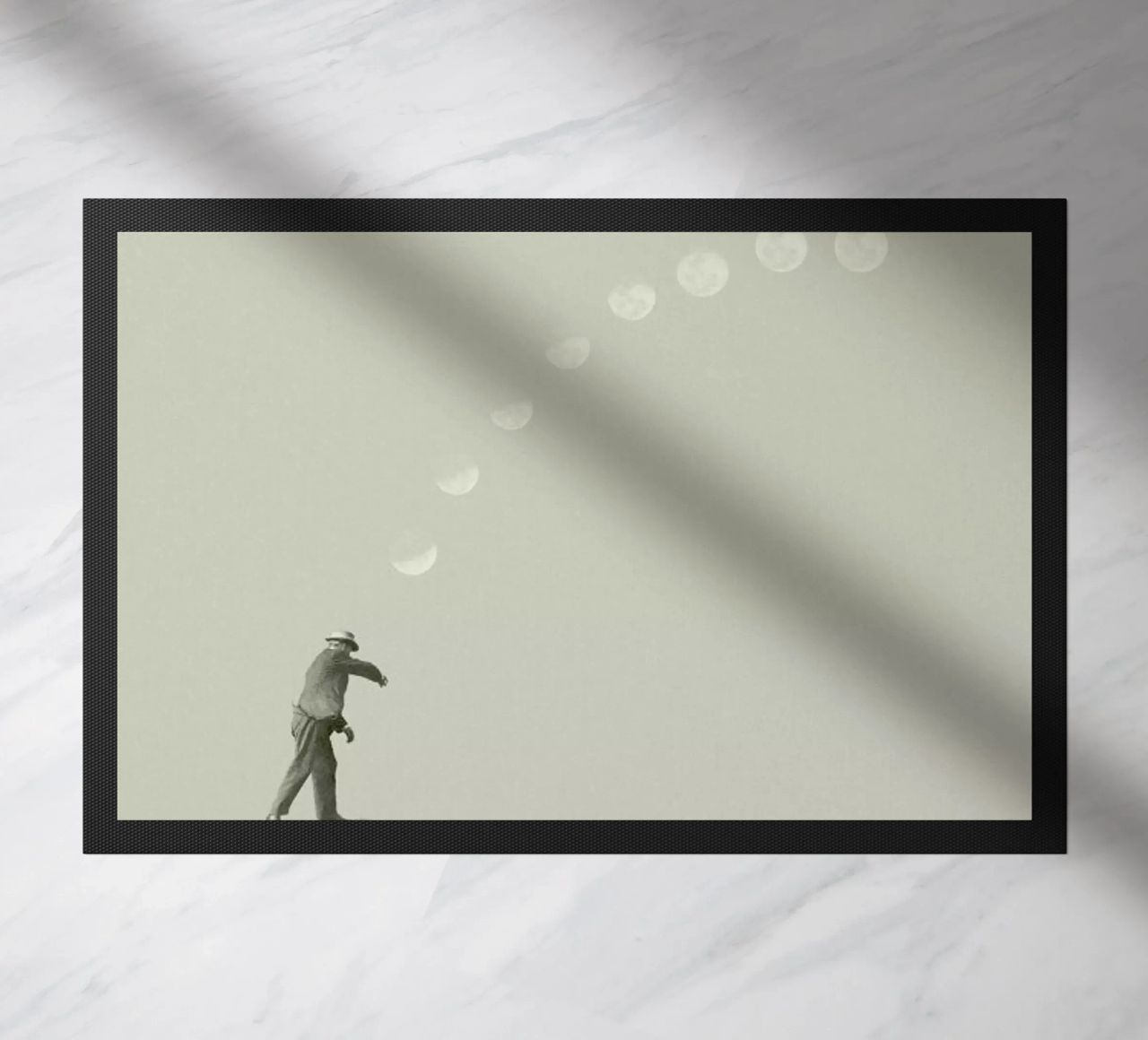 Moon Cycle zerbino da Maarten Léon