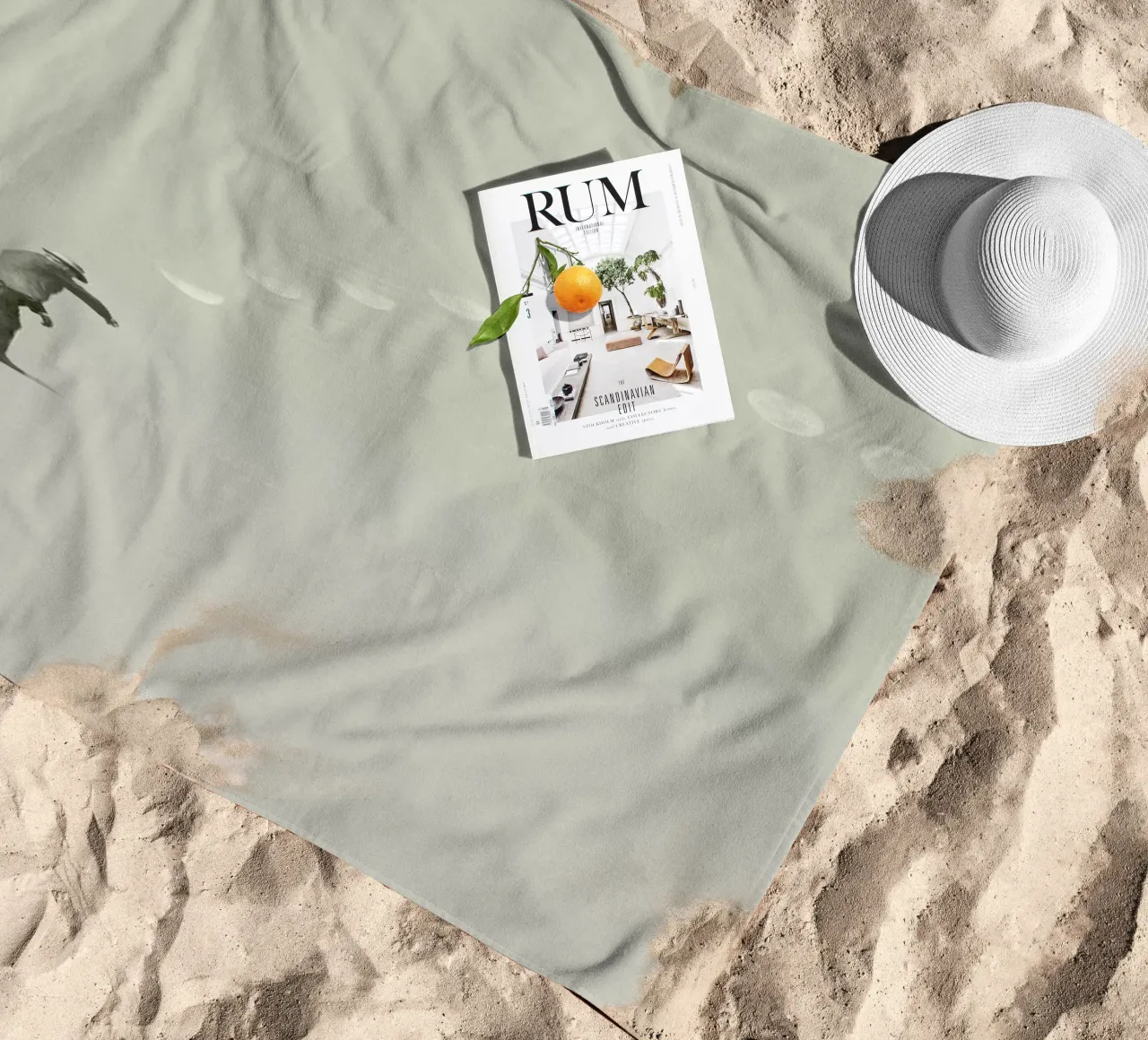 Moon Cycle telo mare da Maarten Léon