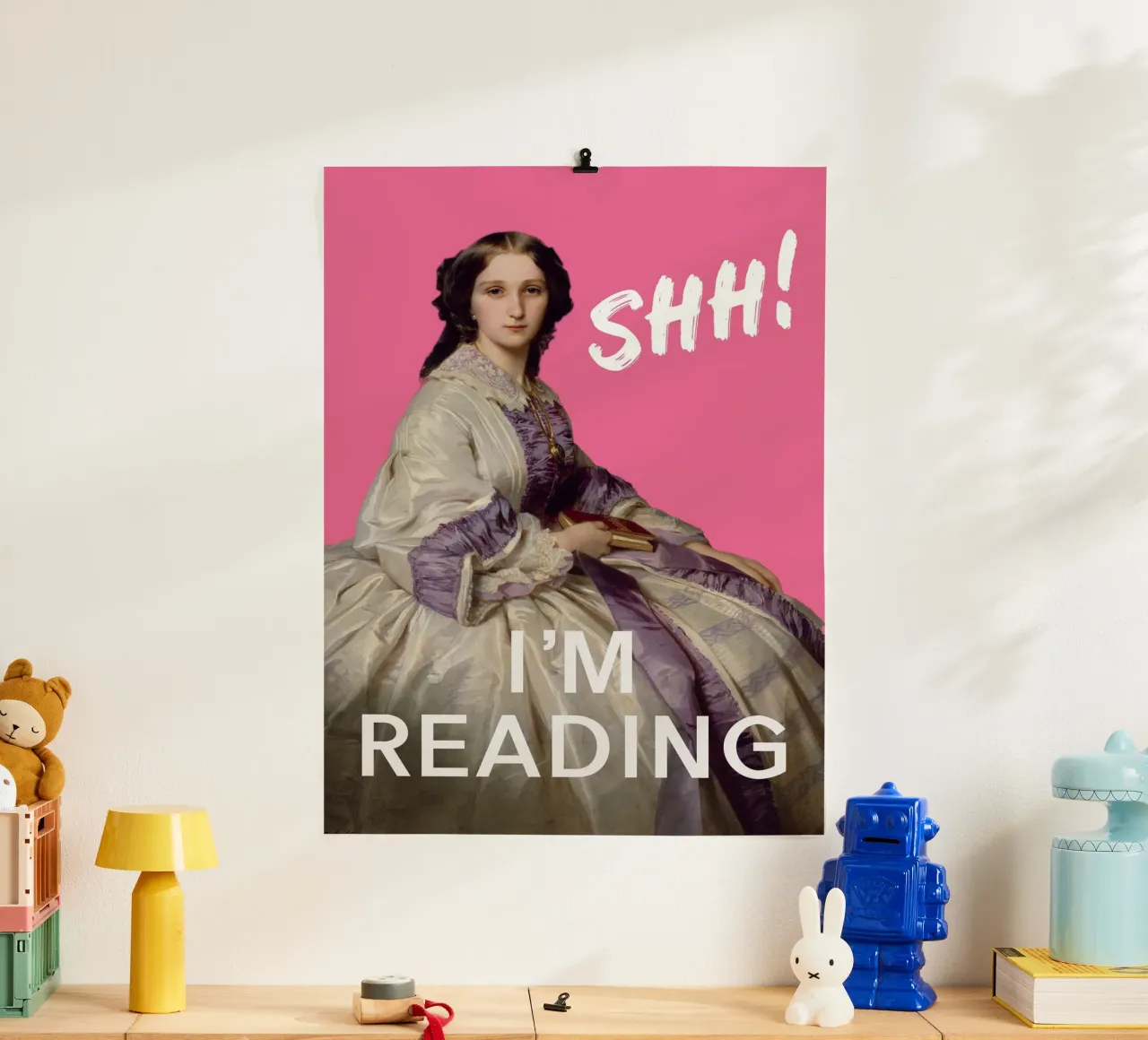 Shh I'm reading Pink Art poster con telaio in legno da GraceDigitalArtCo