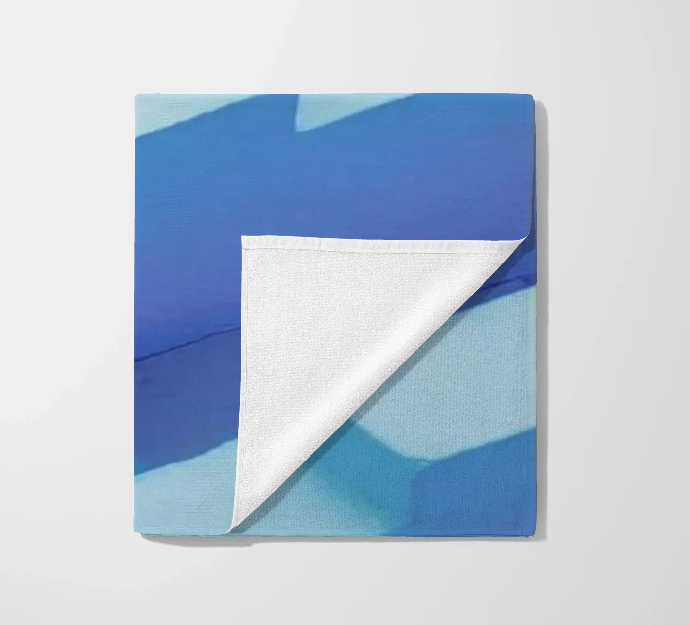 Blue Maze telo mare da Rupert Höller