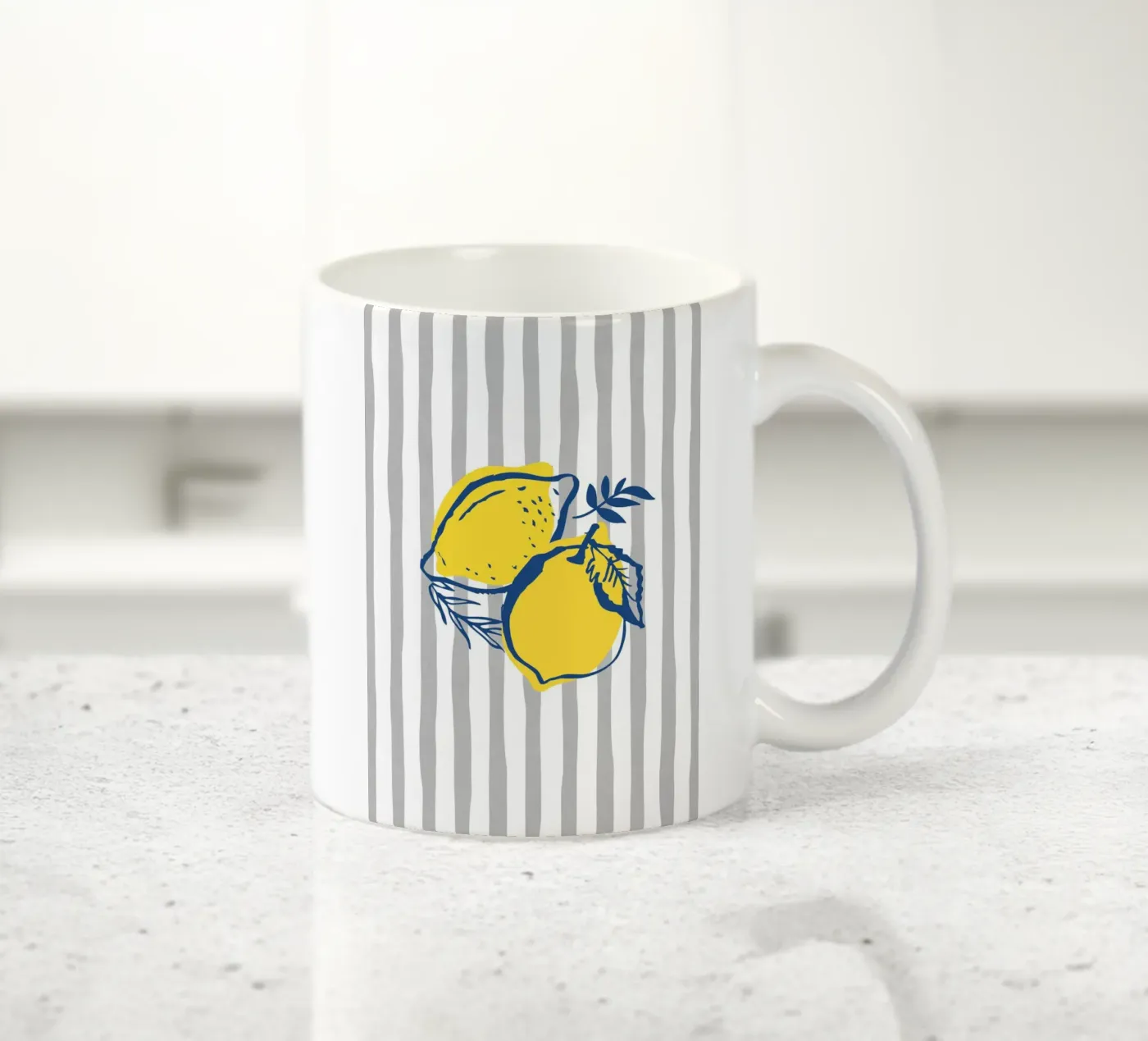 Lemons Keramik Tasse von IamHomeStudio