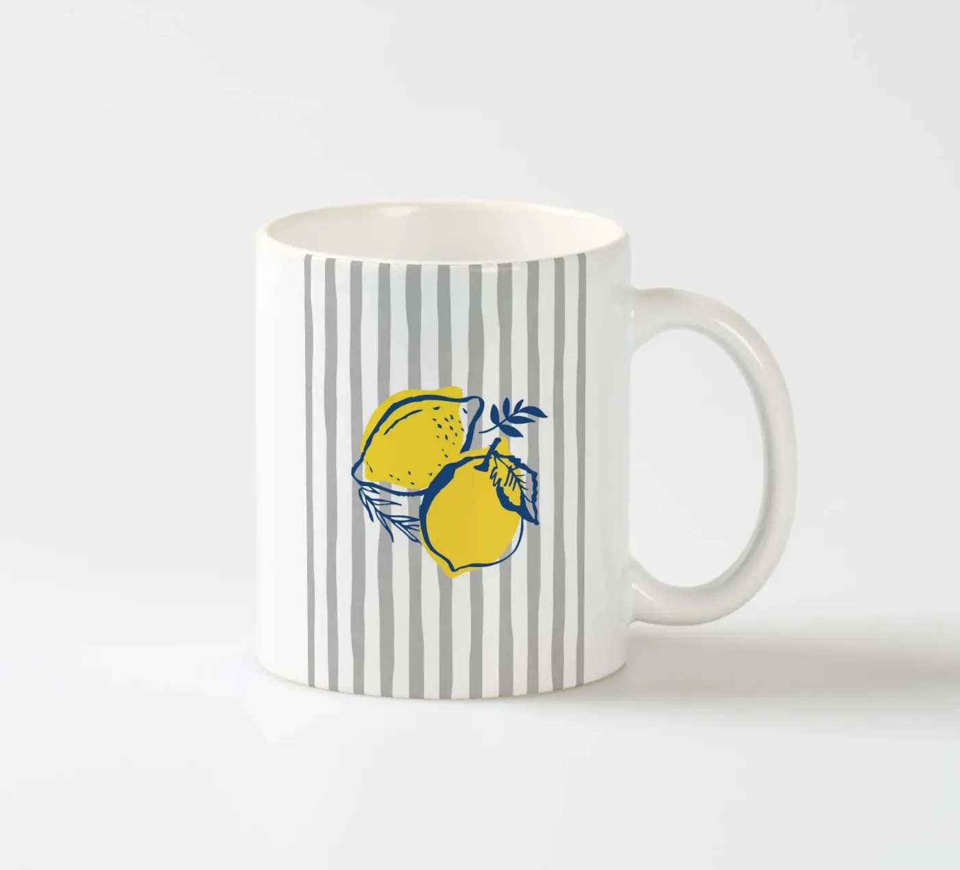 Lemons Keramik Tasse von IamHomeStudio
