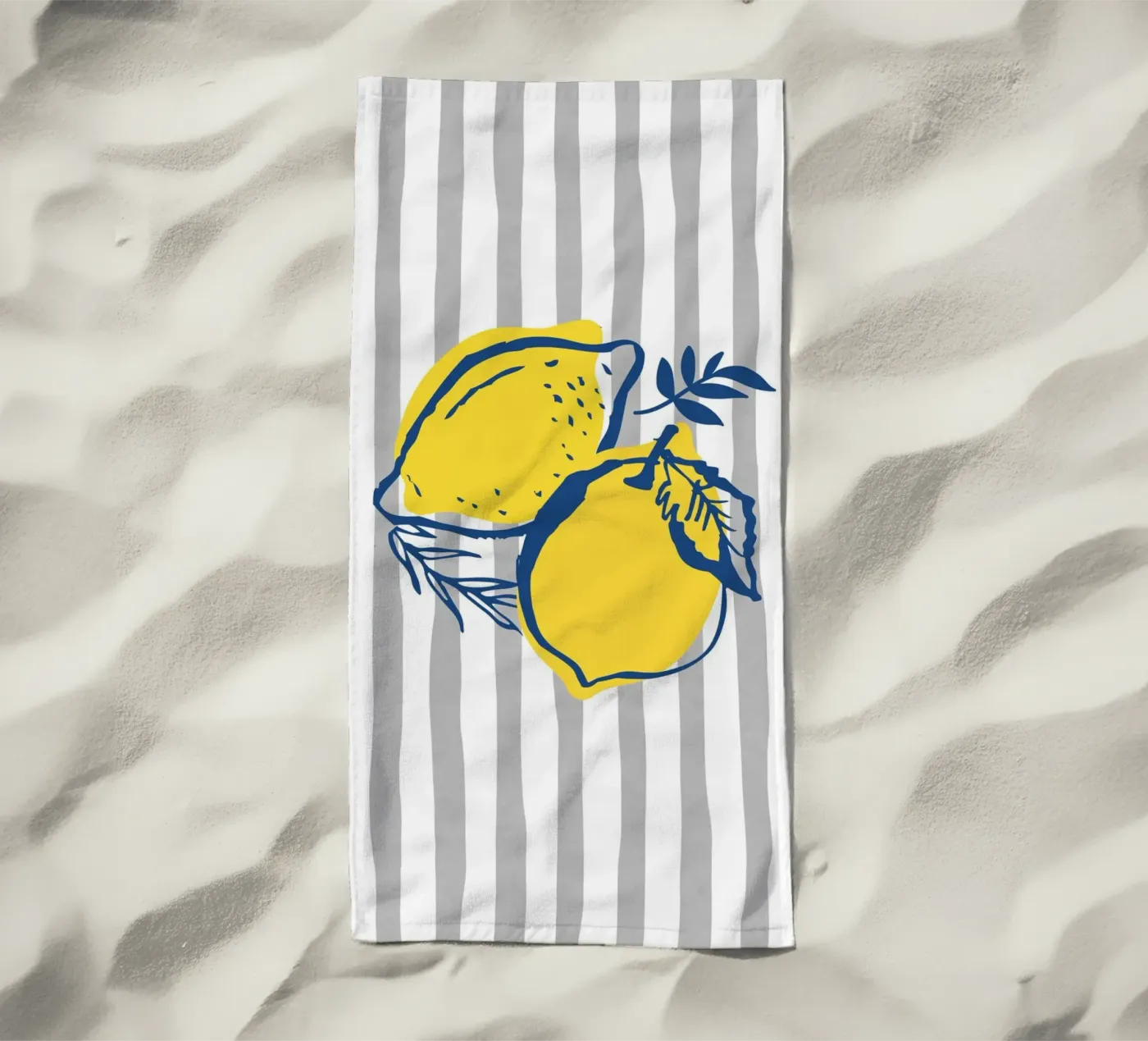 Citroenen strandhanddoek van IamHomeStudio