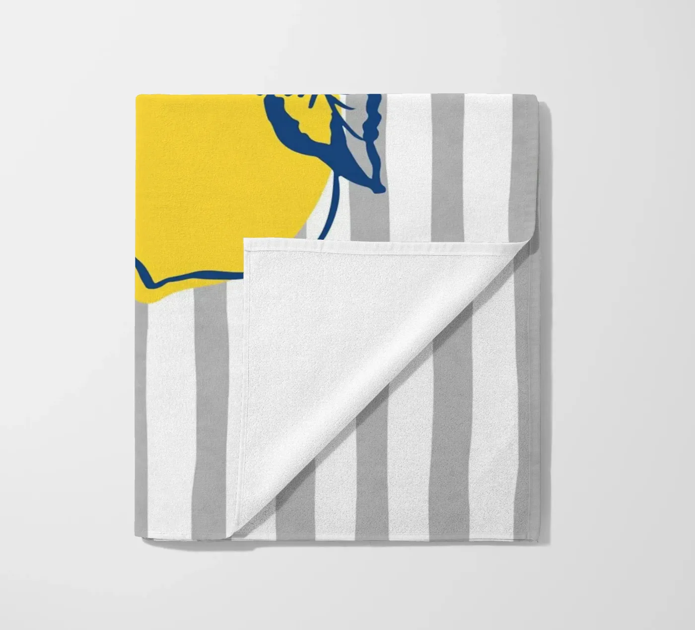 Citroenen strandhanddoek van IamHomeStudio