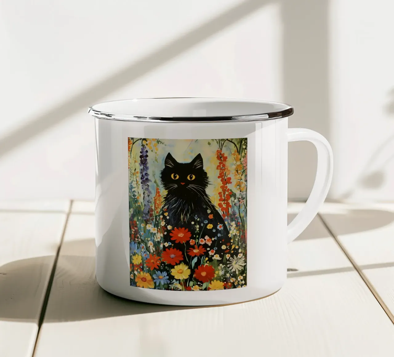 Gatto nero in prato fiorito tazza in smalto da IamHomeStudio