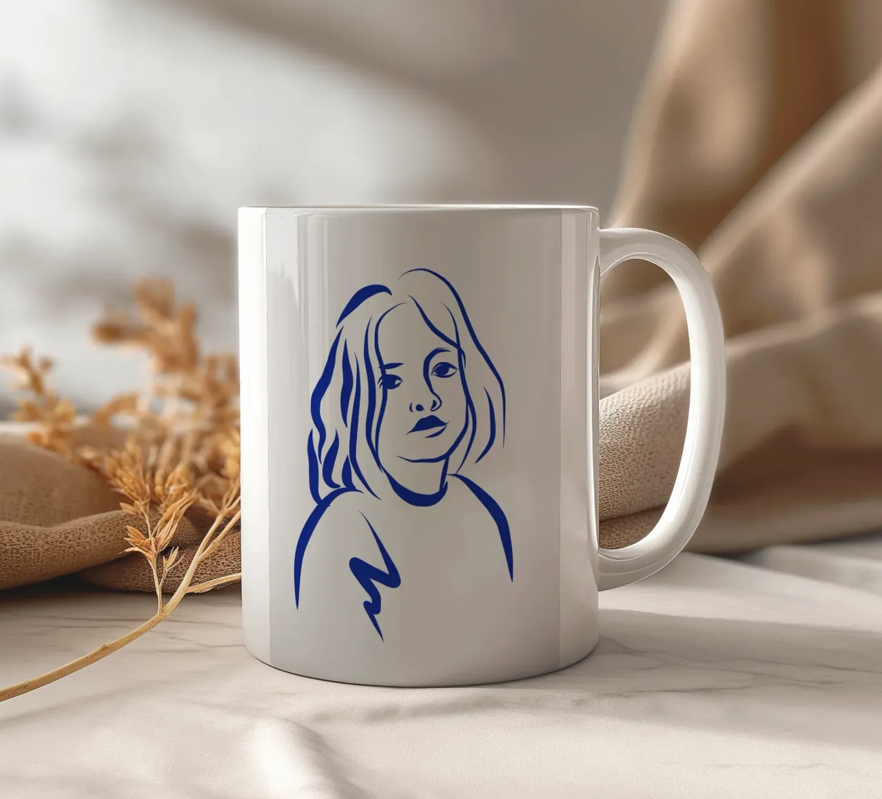 Ritratto lineare 1 tazza in ceramica da Little Dean