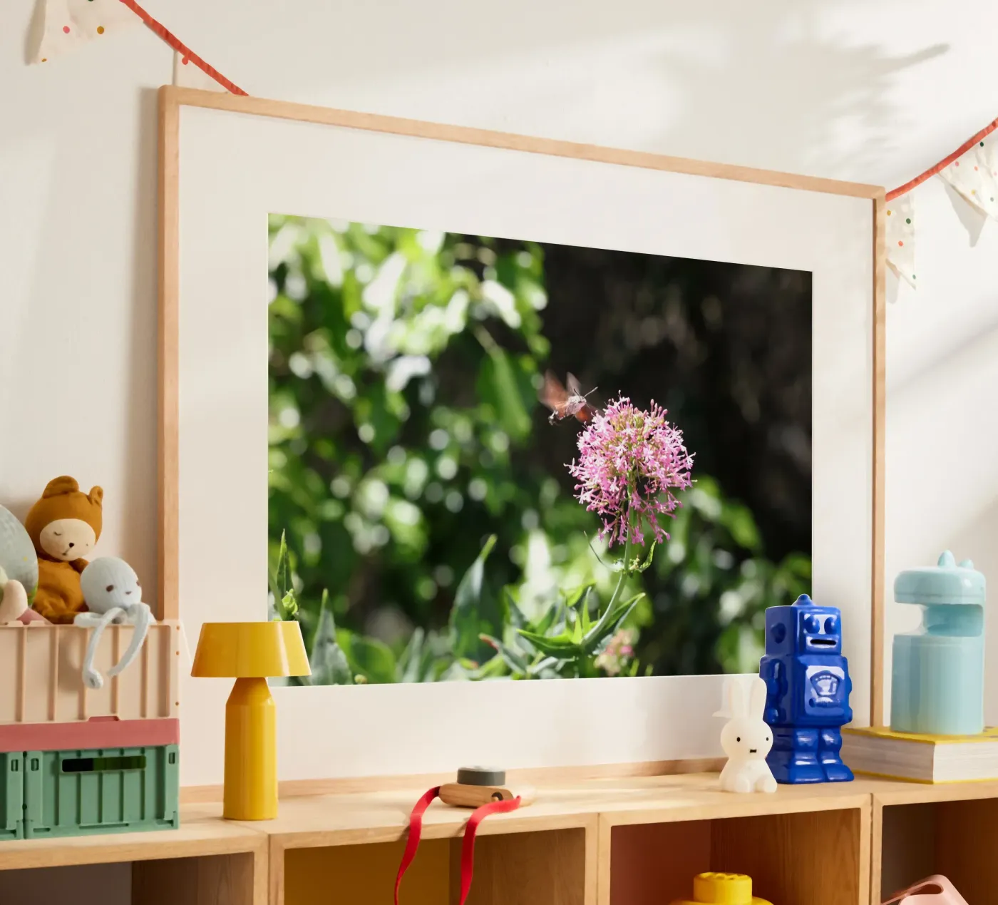 The flower and the butterfly poster da Alexandra Joseph Fotomomente