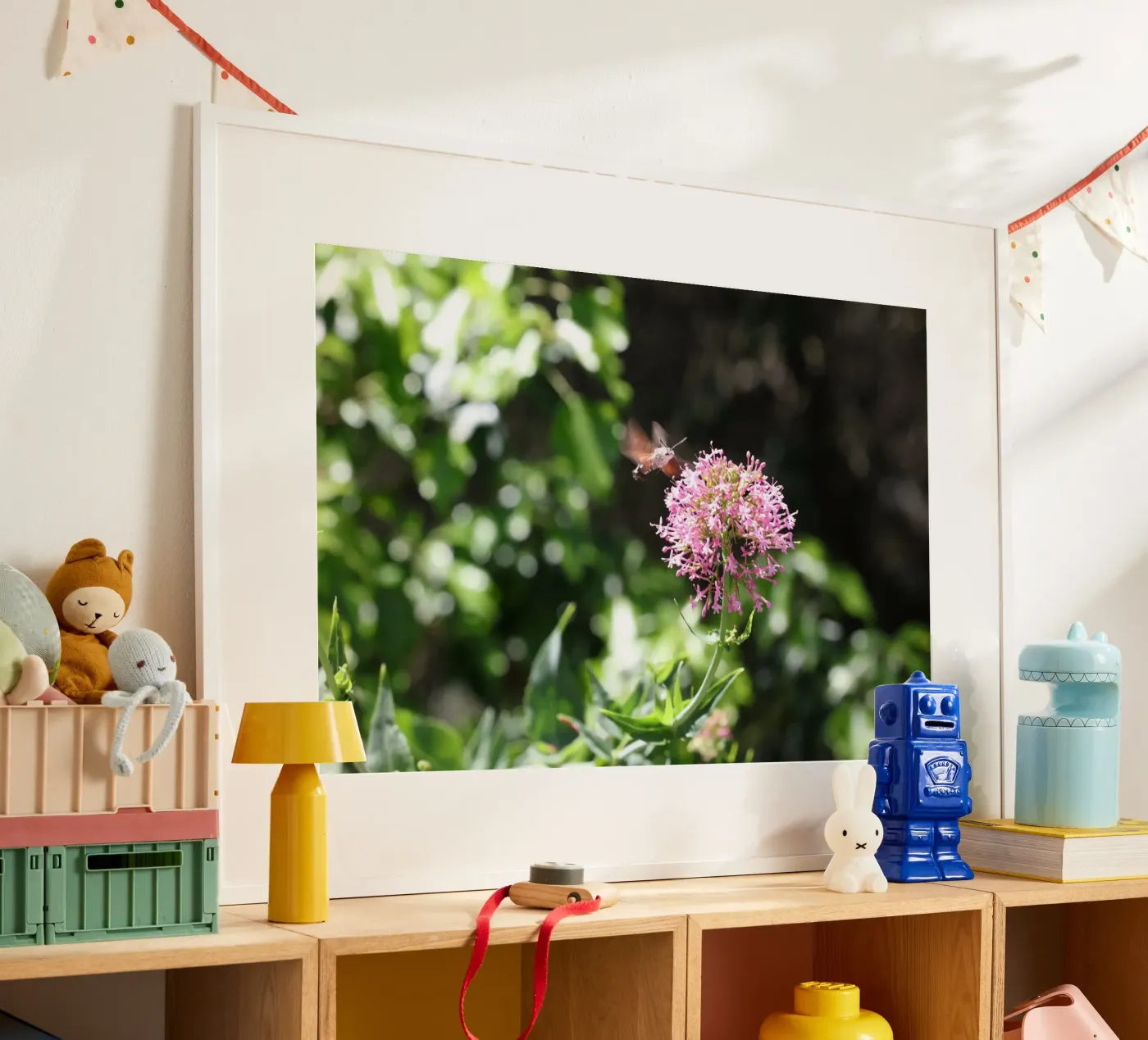 The flower and the butterfly poster da Alexandra Joseph Fotomomente