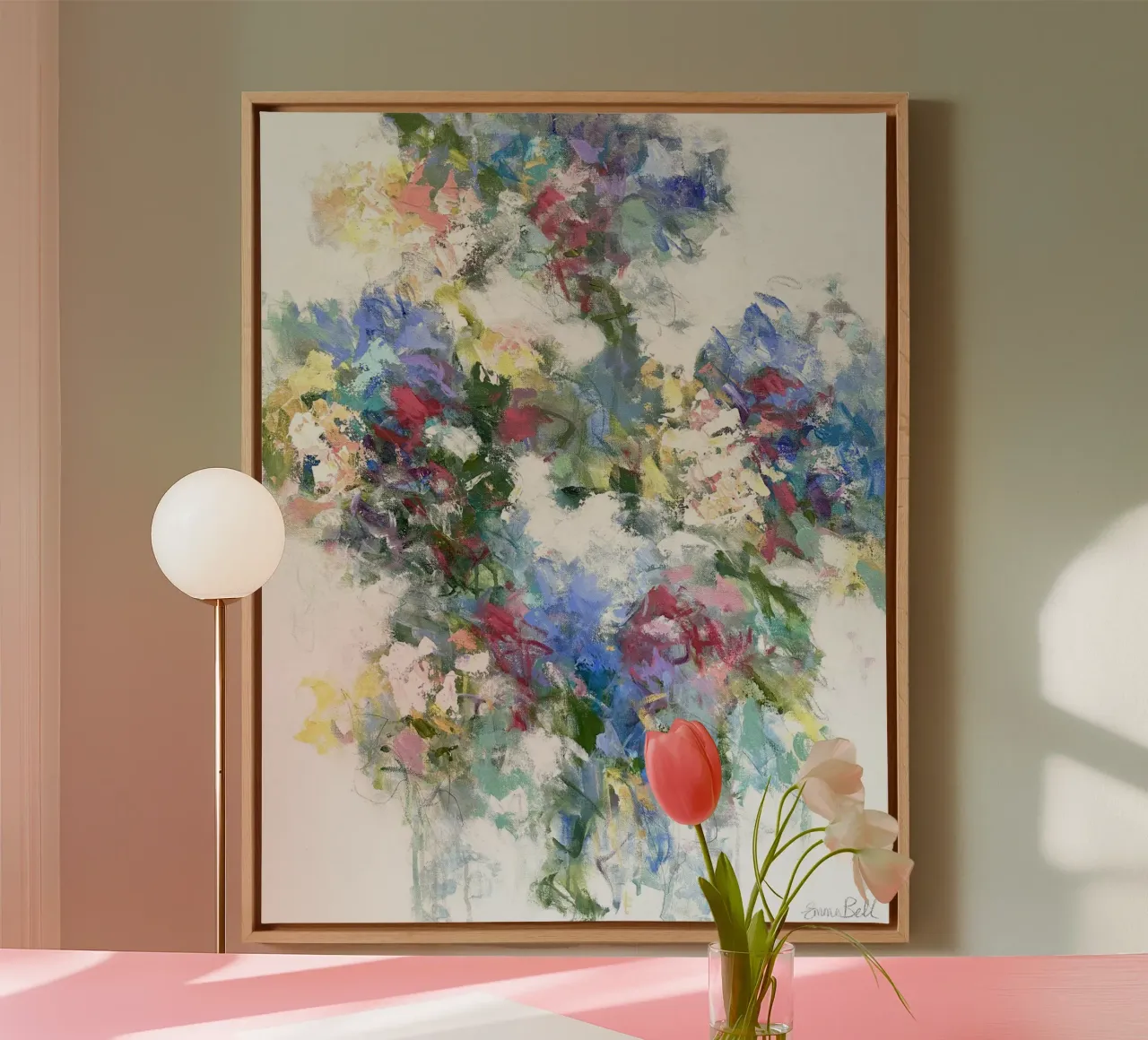 Lebendige Farben und dynamische Pinselstriche Leinwand mit Schattenfugenrahmen von Emma Bell