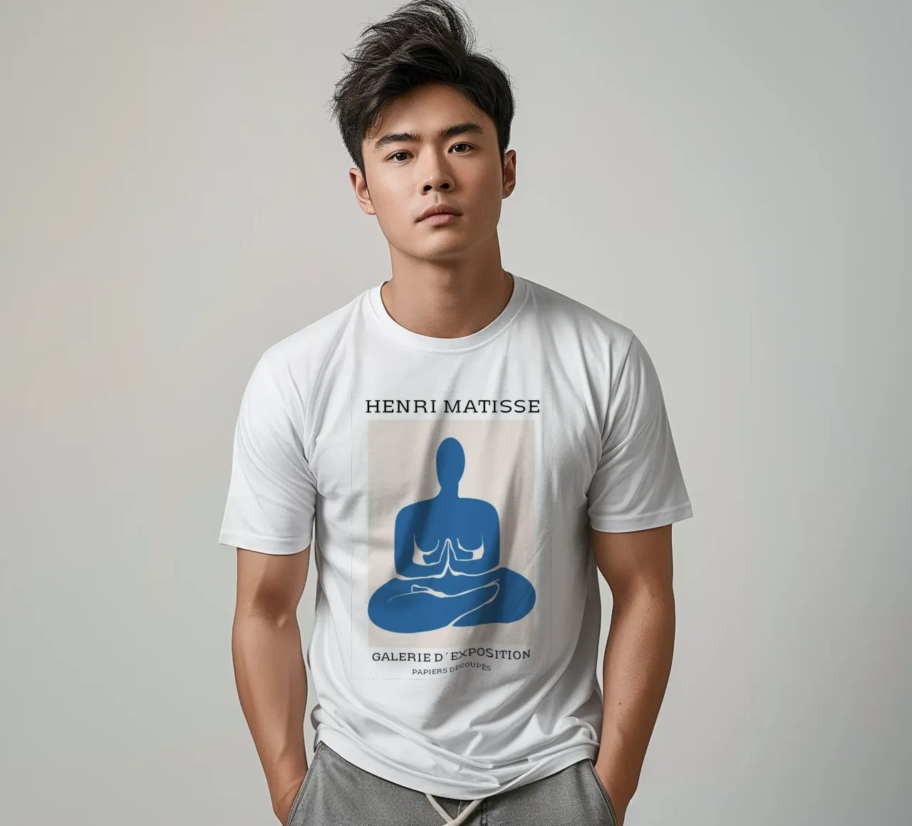silhoutte di una figura in posizione di meditazione t-shirt da sazkia art