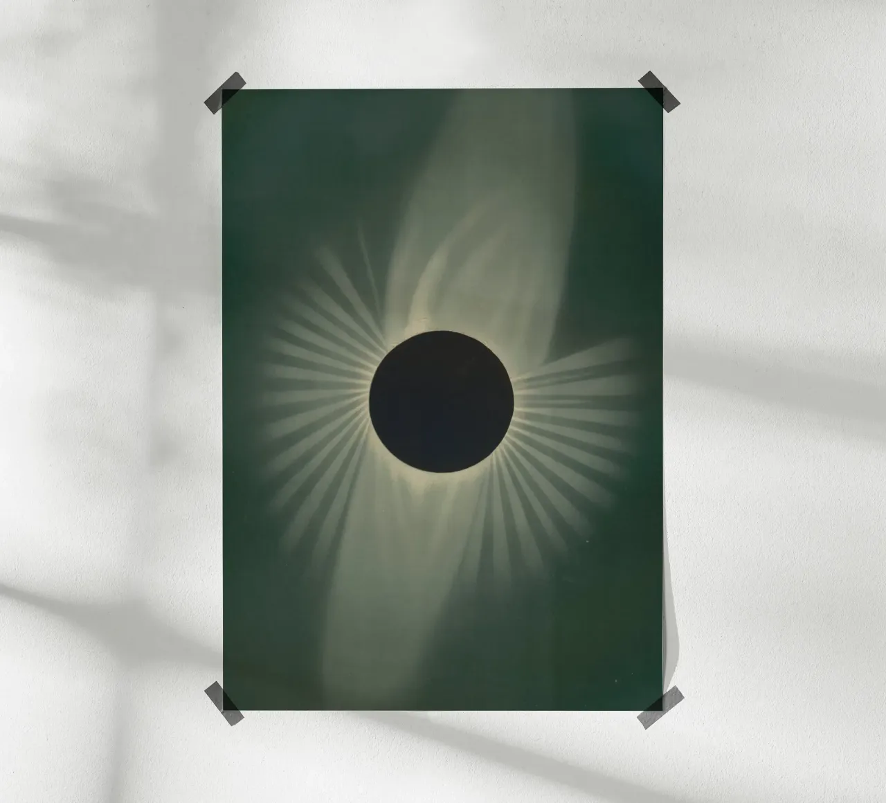Eclissi totale, dramma totale | Stampa d'arte Press Play poster da Press Play Art Prints