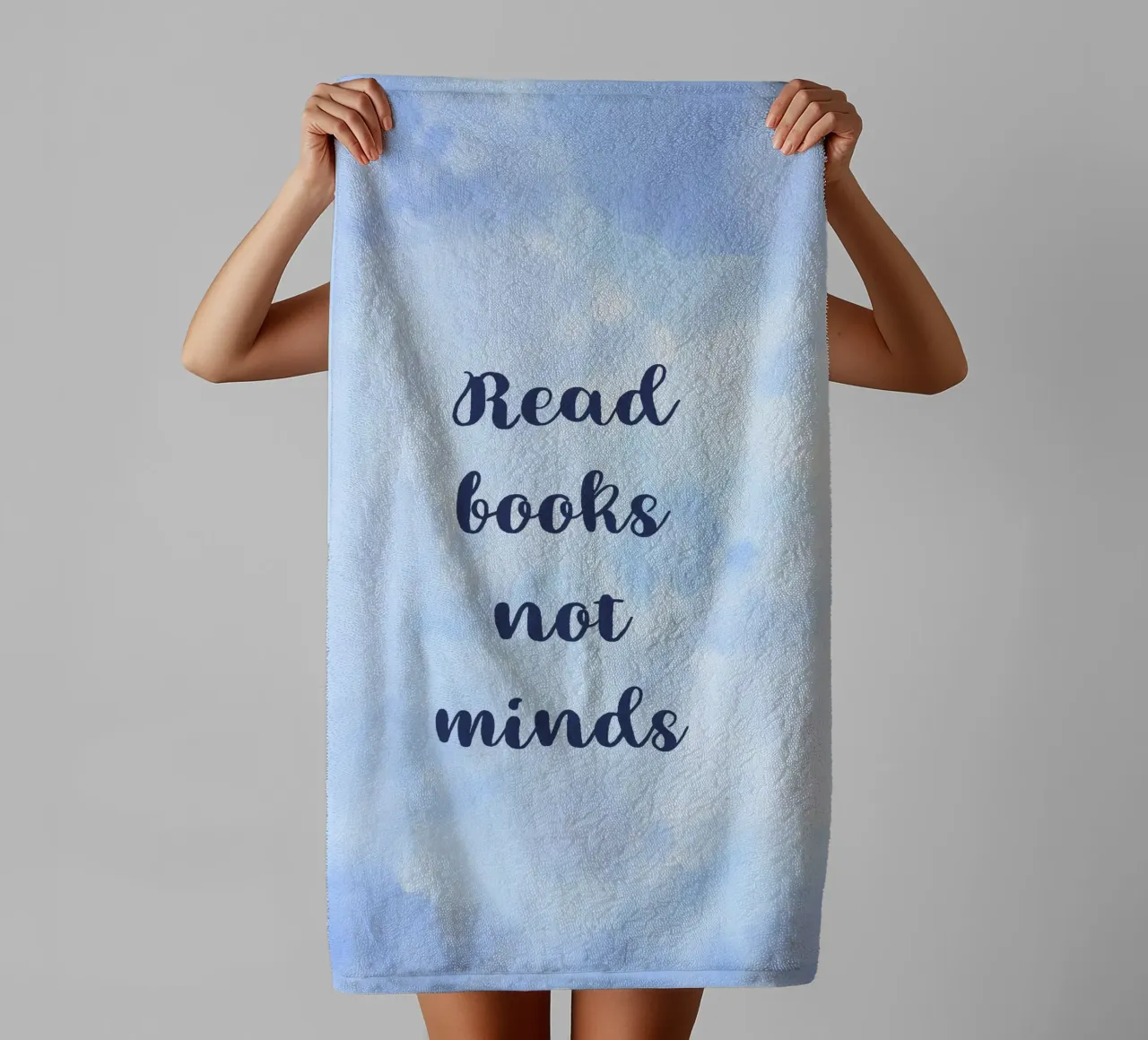 Read Books, Not Minds asciugamano da bagno da Words by Niki