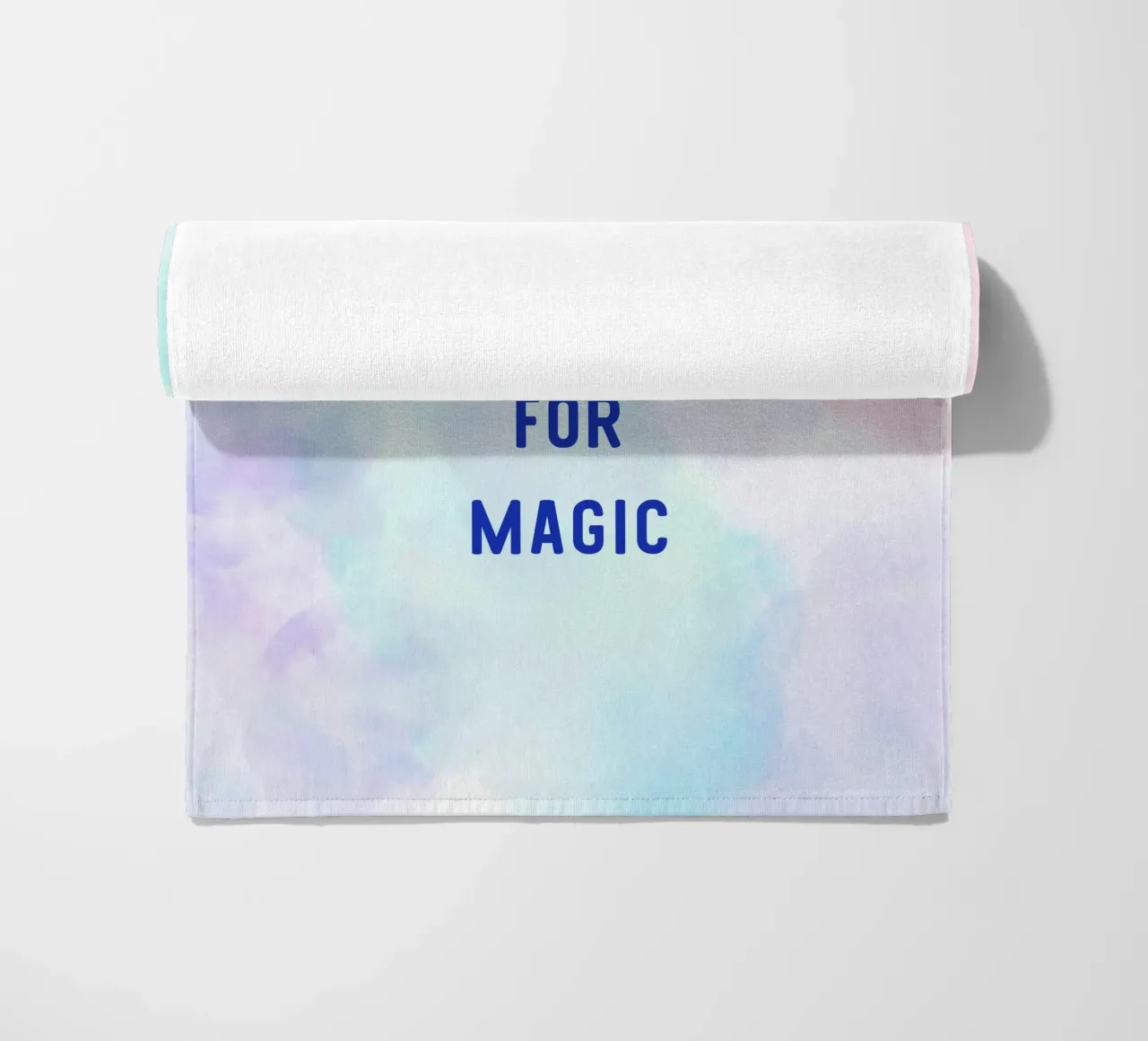 Make Space for Magic toalla de playa de Words by Niki