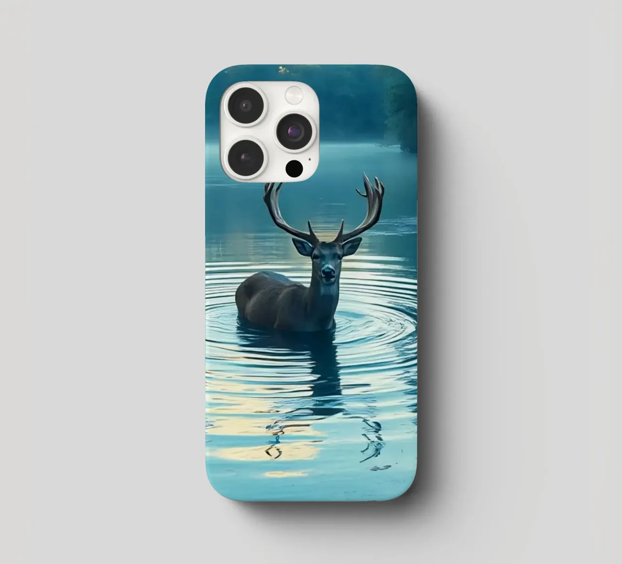 Cervi in un fiume tranquillo cover iphone da Wild Beauty