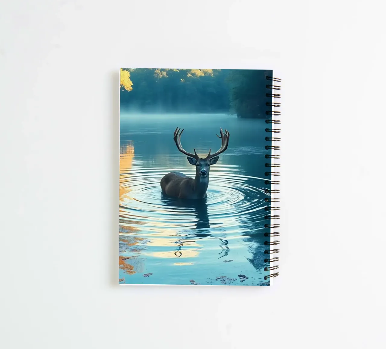Cervi in un fiume tranquillo diario ad anelli da Wild Beauty