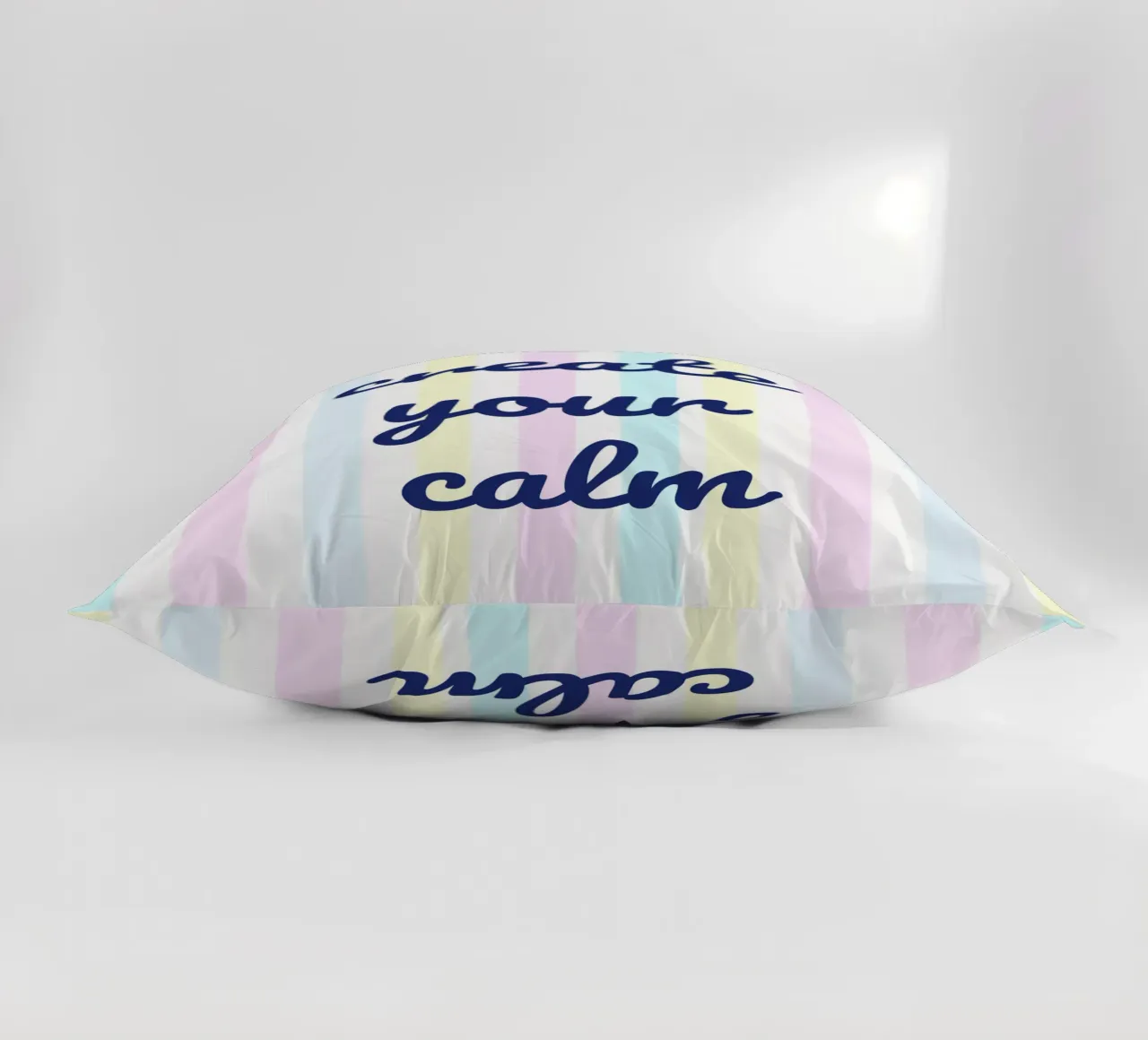 Create Your Calm coussin de Words by Niki