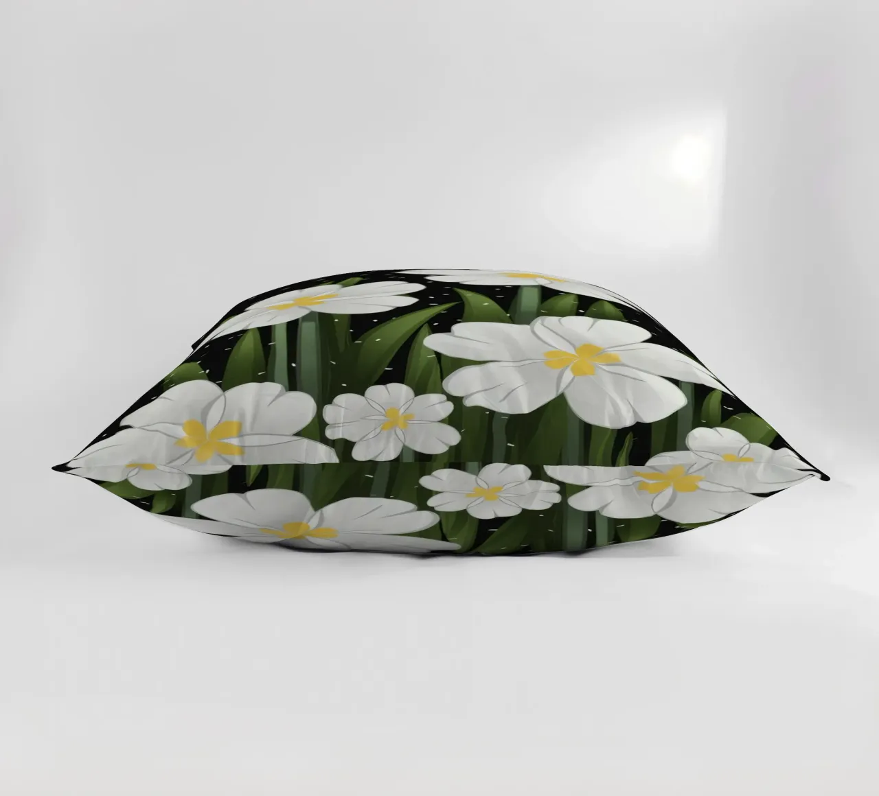Fiori bianchi stellati cuscino da Moonlite Desire