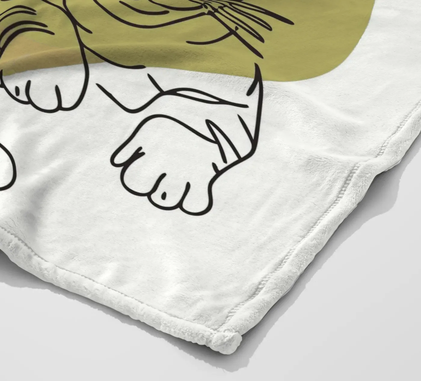 Two Kittens fleece blanket by RELAXING TOUCH