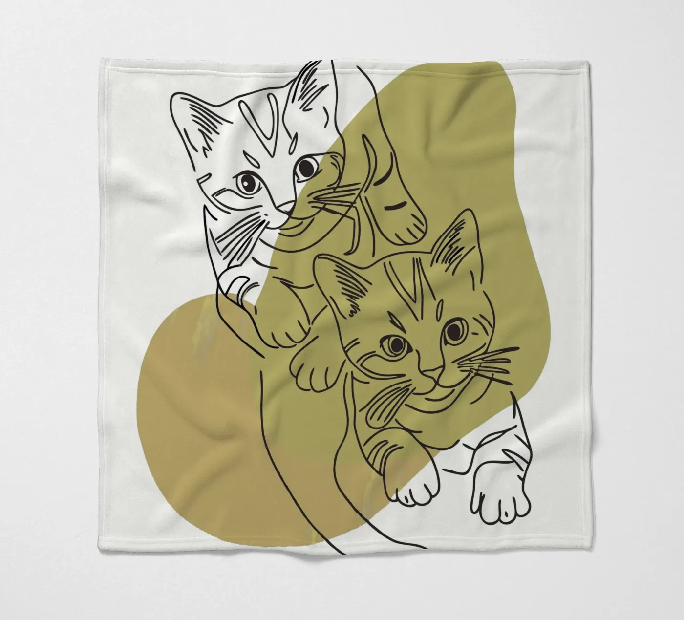 Two Kittens fleece blanket by RELAXING TOUCH