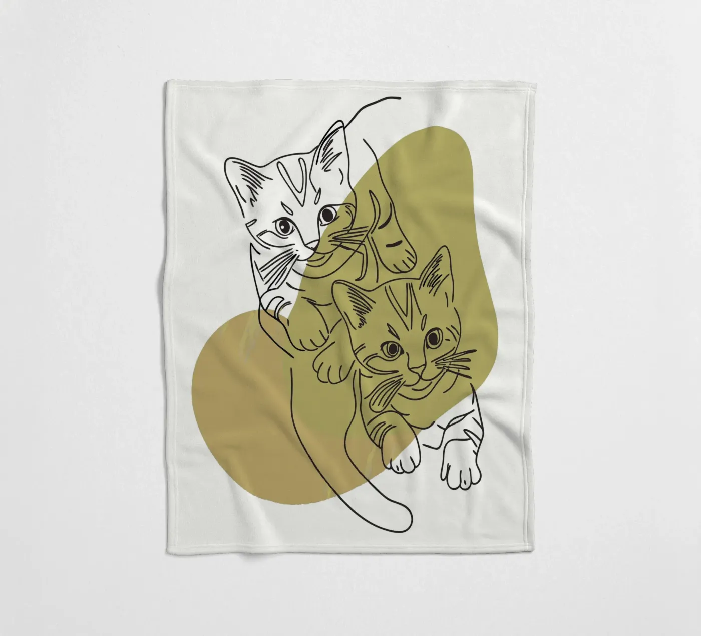 Two Kittens fleece blanket by RELAXING TOUCH