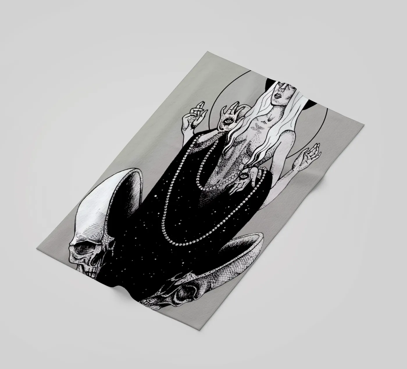 Goddess beach towel by Alejandra Sáenz