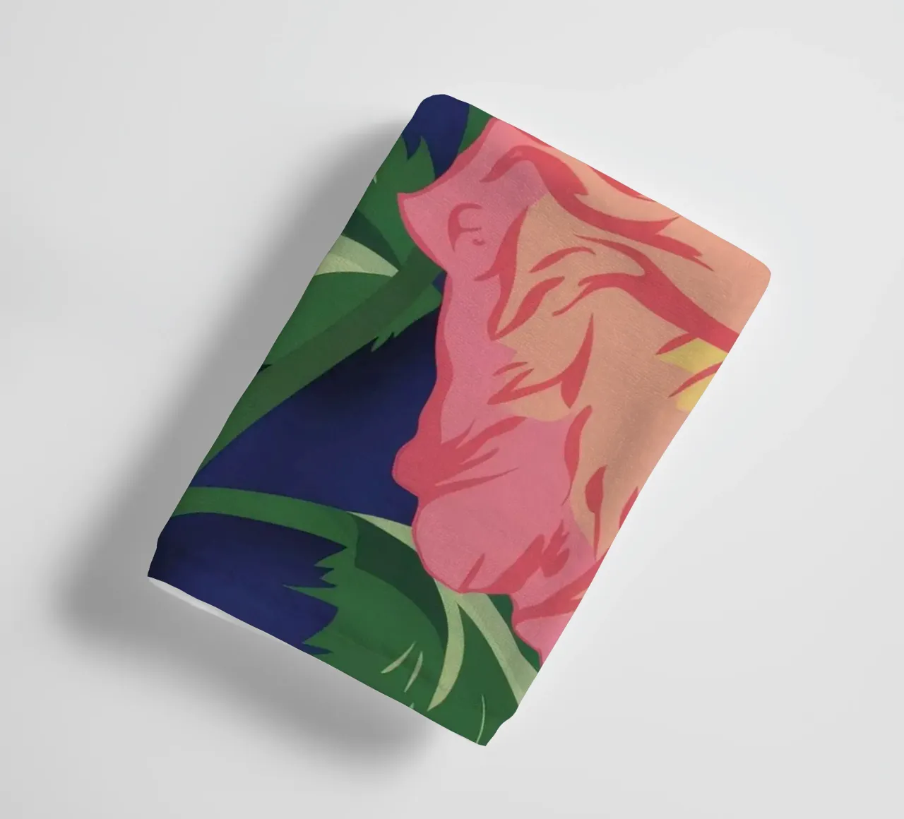 Macro Bloom Rosa asciugamano da bagno da Lumie Layers