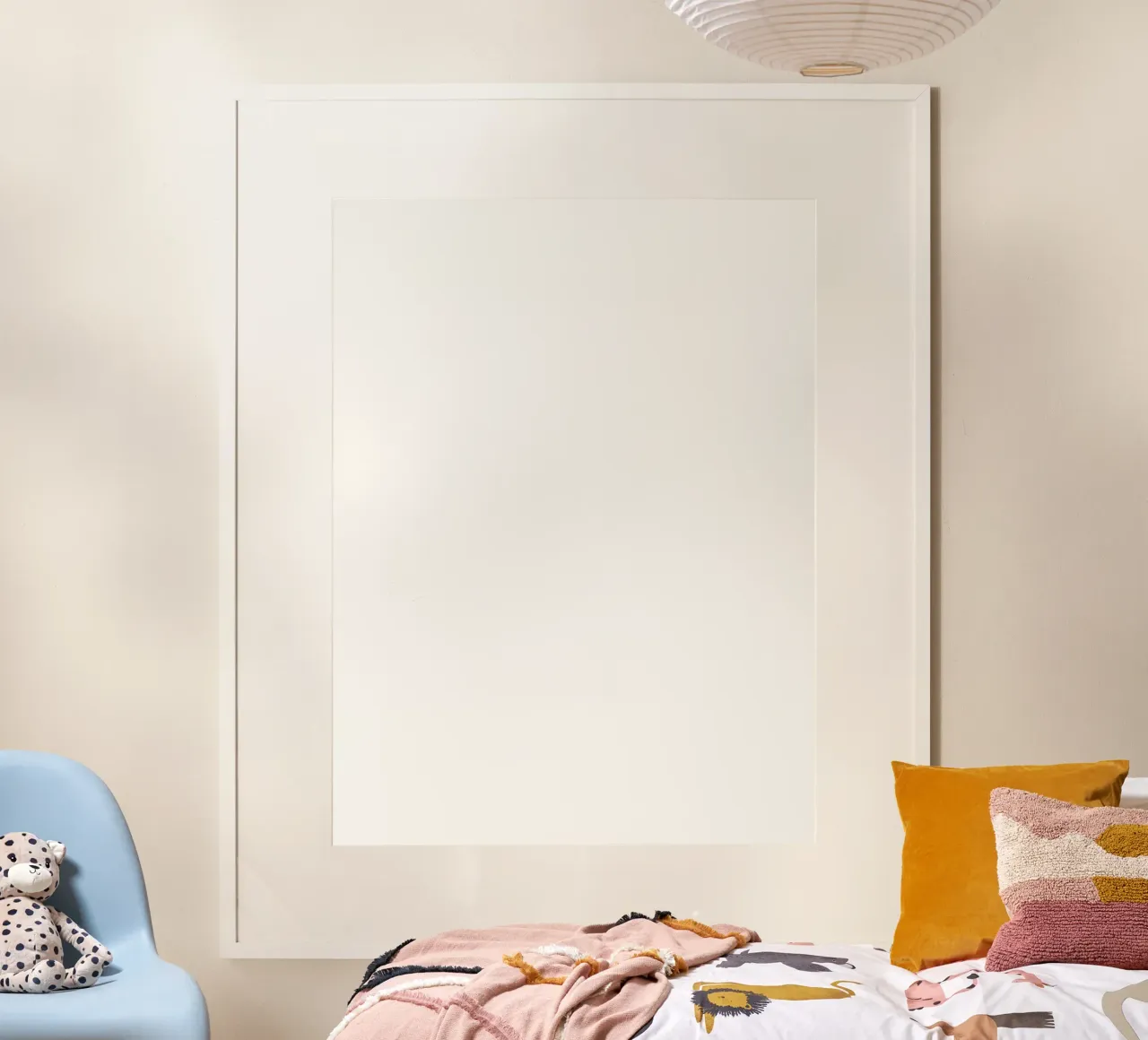 Enigma della bambola di porcellana poster con telaio in legno da Vivid Reverie