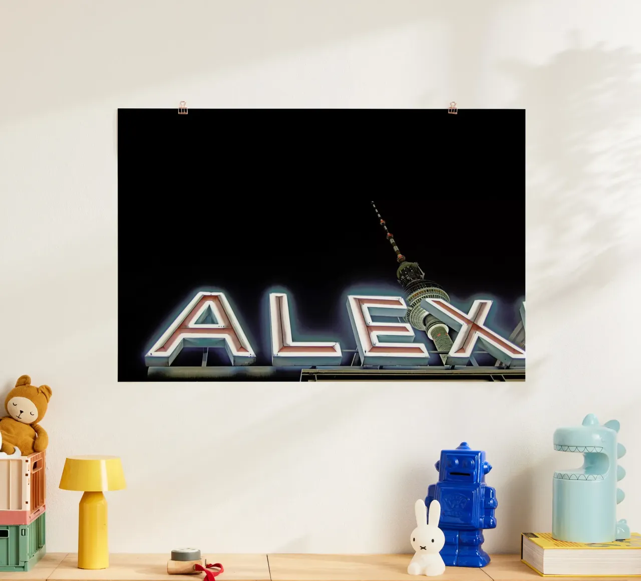 Alex poster van Michael Belhadi