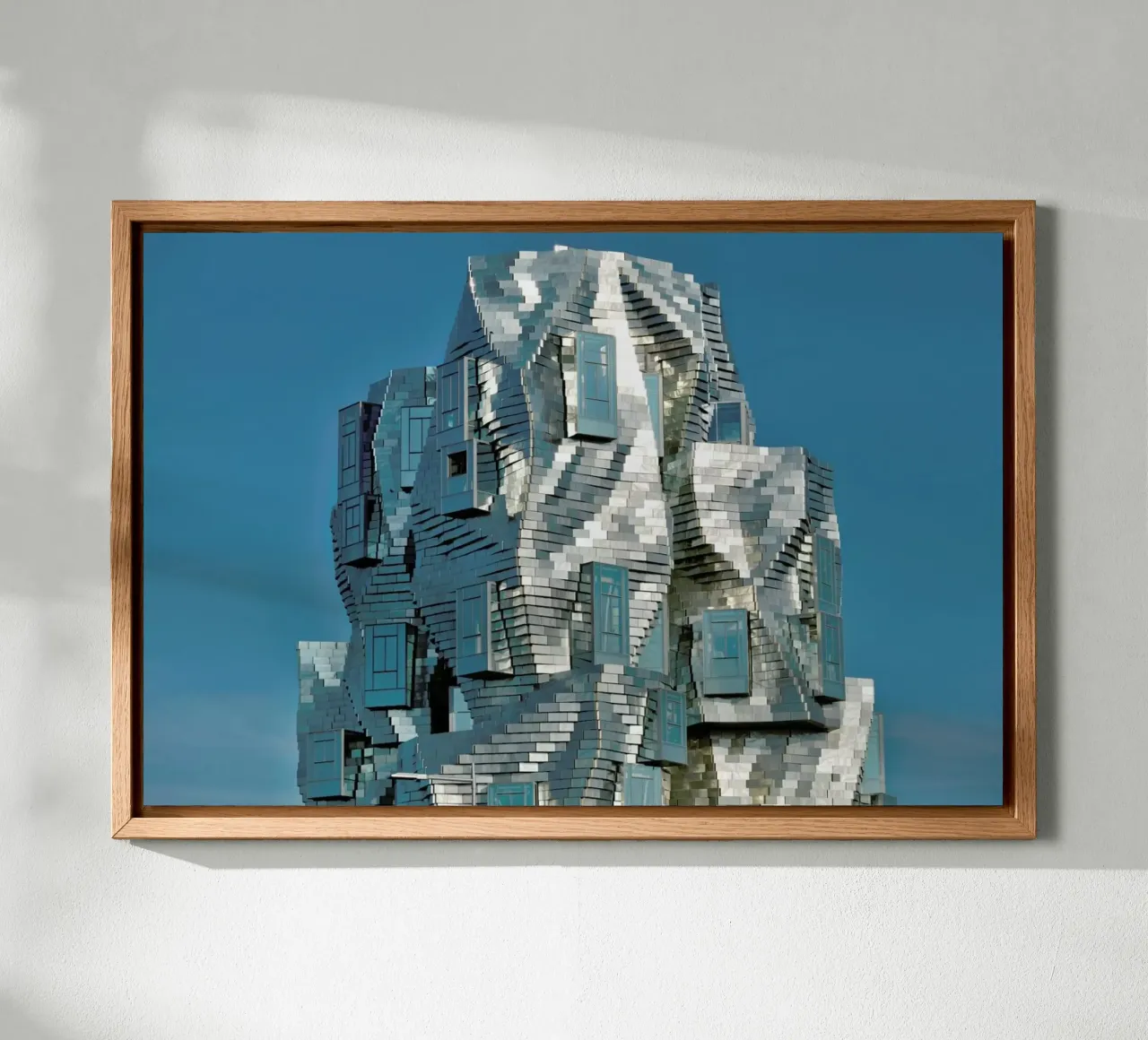 Tour Luma 02 canvas met Baklijst van Michael Belhadi