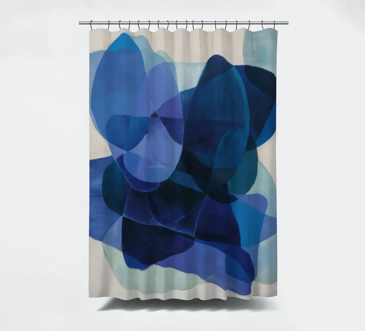 Cerulean-Tiefenechos Duschvorhang von Vivid Reverie