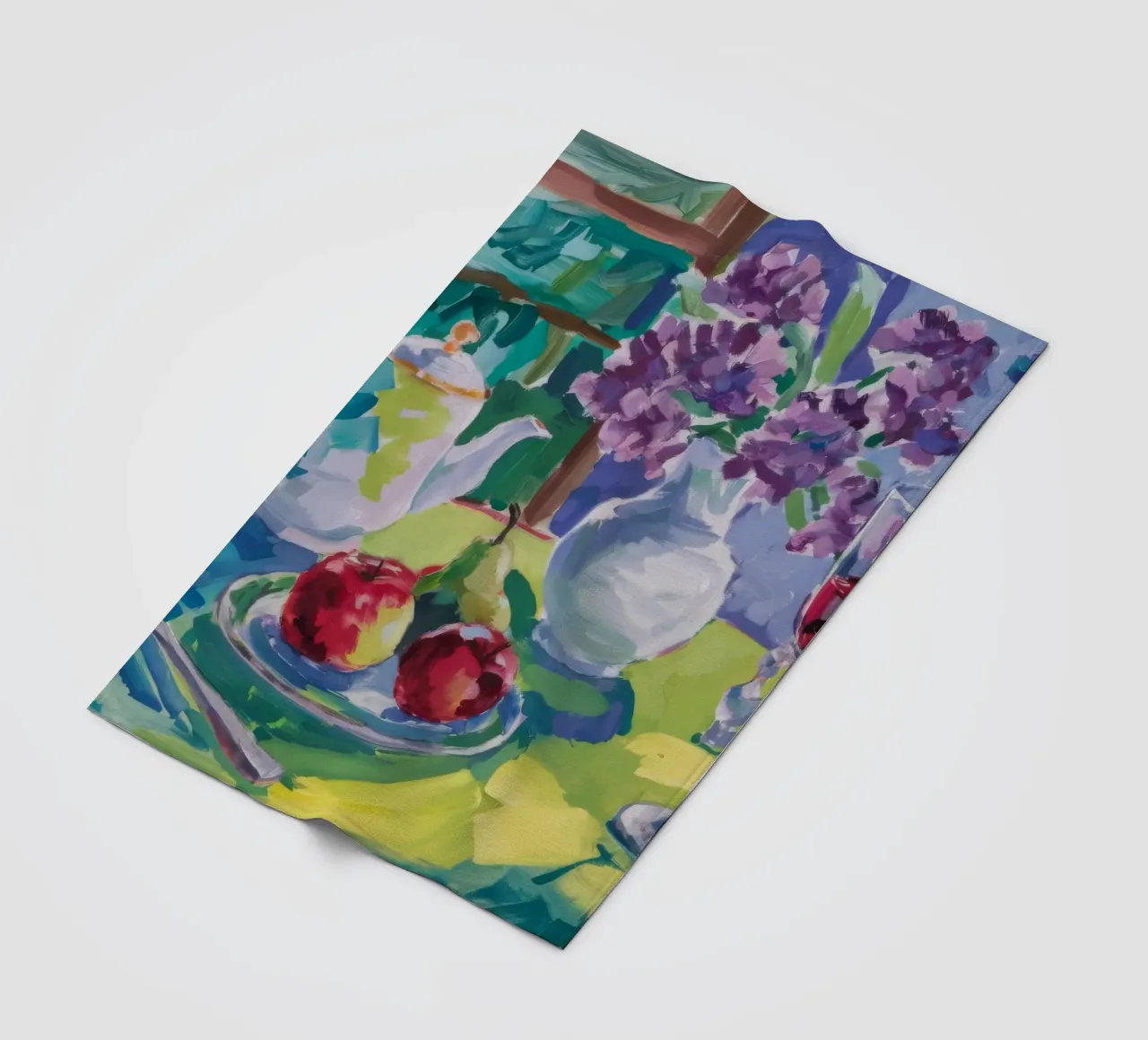 Teiera d'argento a riposo coperta in pile da Radiance Landscape