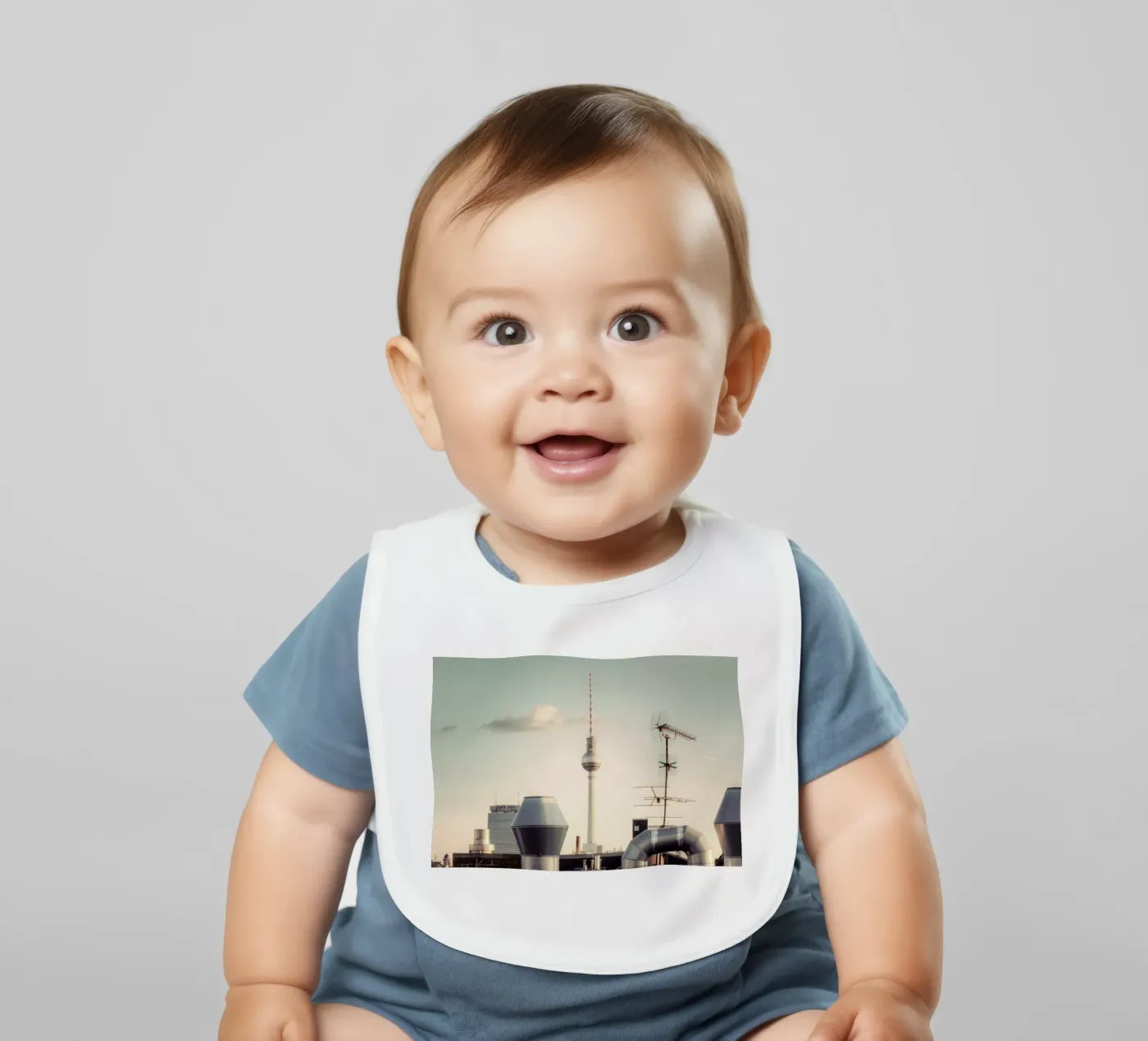 Dach baby slabbetje van Michael Belhadi