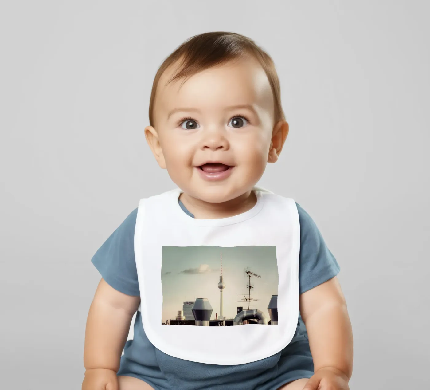 Dach baby slabbetje van Michael Belhadi